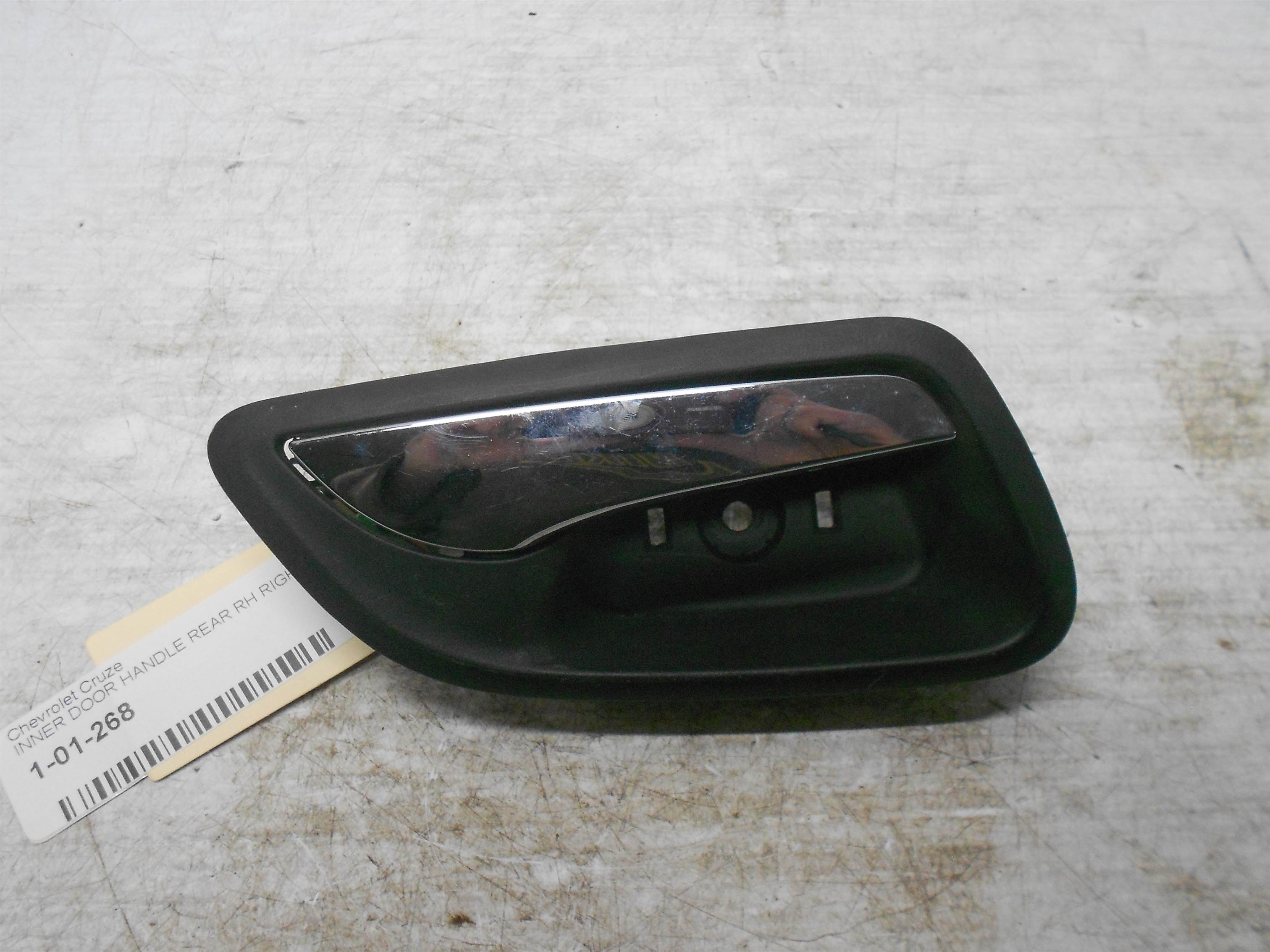 Used 2011-2016 Chevrolet Cruze Rear Right Side Inner Interior Door Handle 96845904 for sale small view front thumbnail