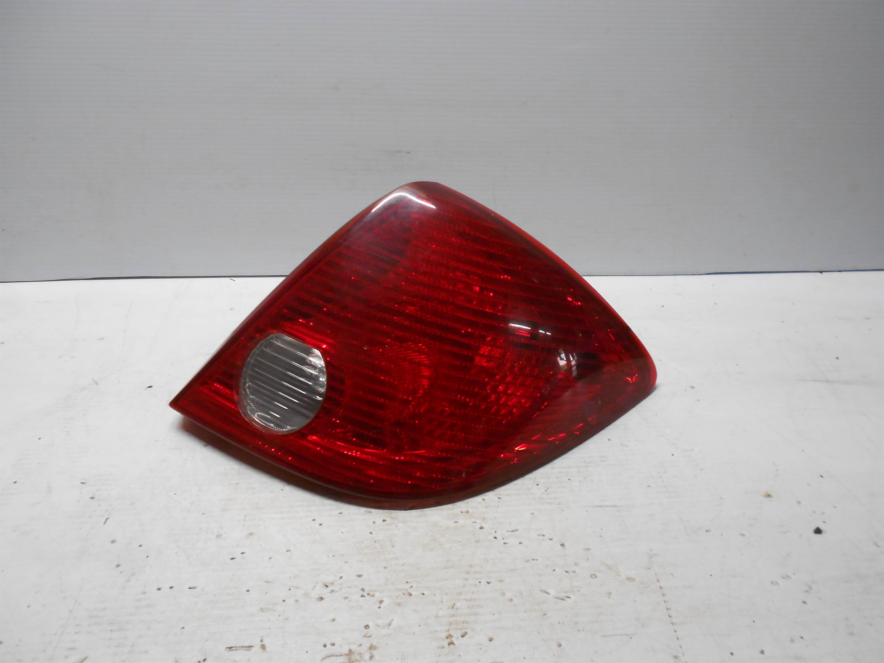 Used Tail Light Assembly PONTIAC G6 Right RH 05 06 07 08 09 10 for sale small view front thumbnail