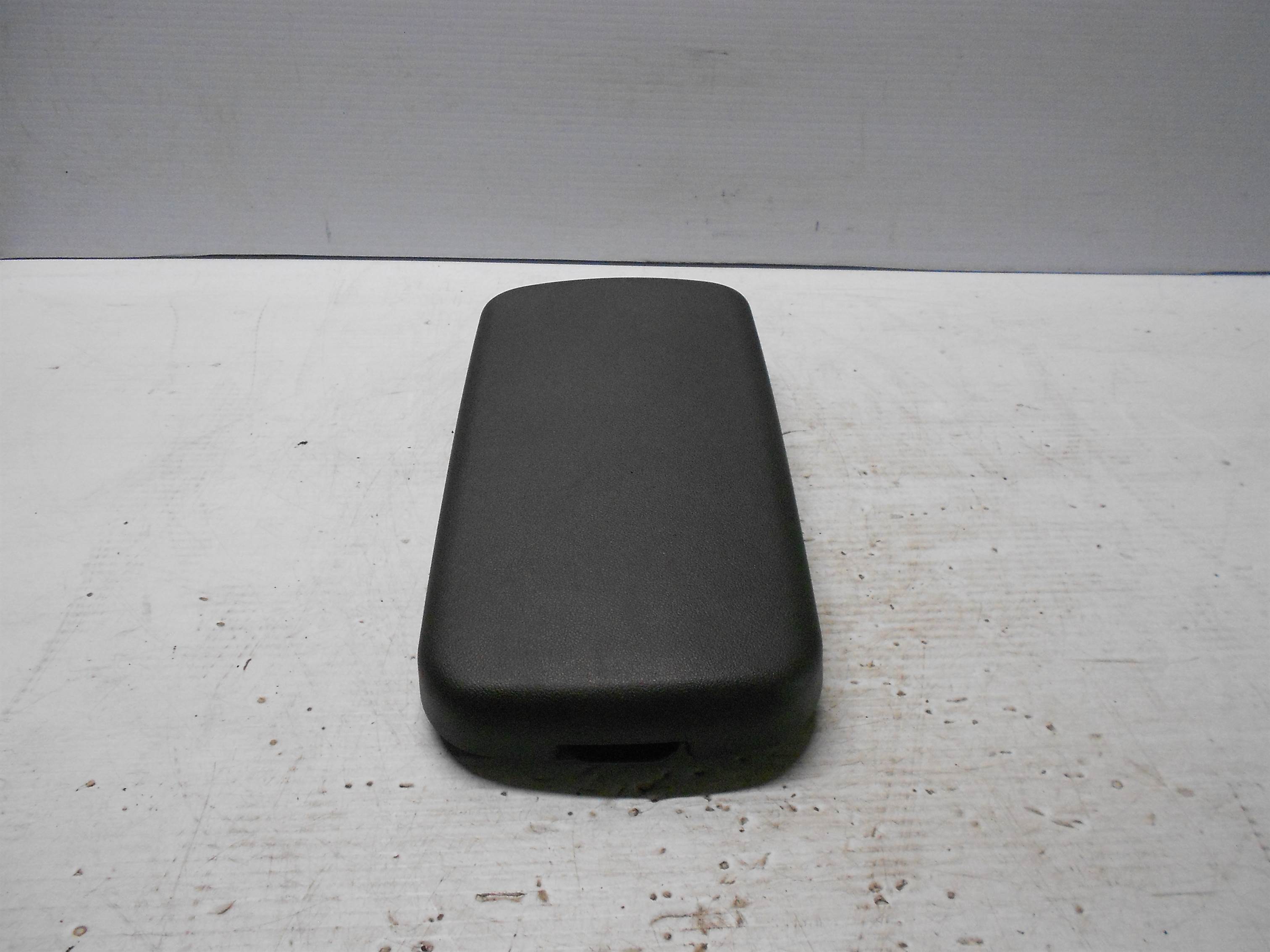 Used 2005-2009 PONTIAC G6 CENTER CONSOLE ARM REST LID for sale small view front thumbnail