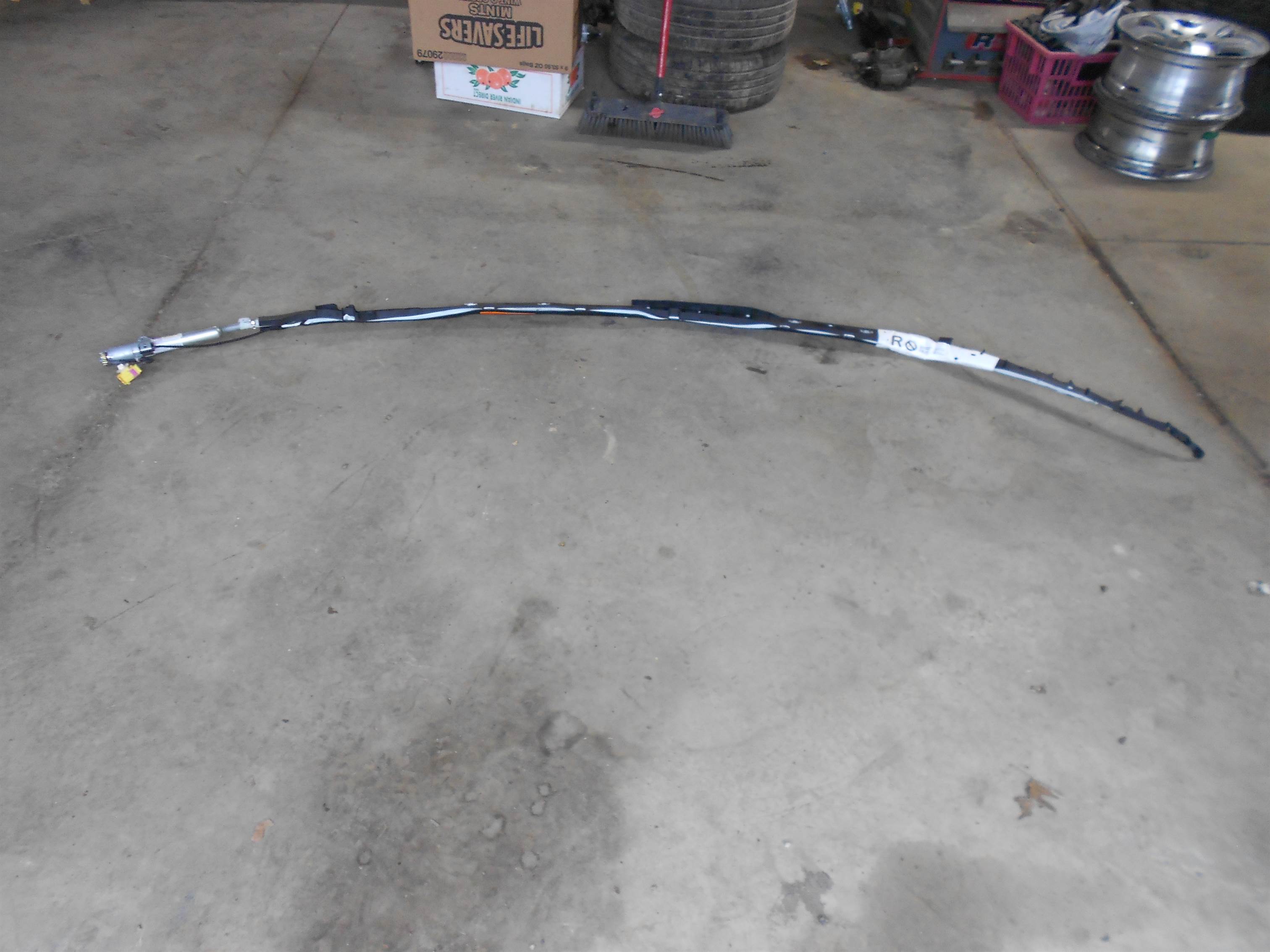 Used 2004 VOLKSWAGEN PASSAT RIGHT PASSENGER SIDE CURTAIN ROOF CEILLING for sale small view front thumbnail