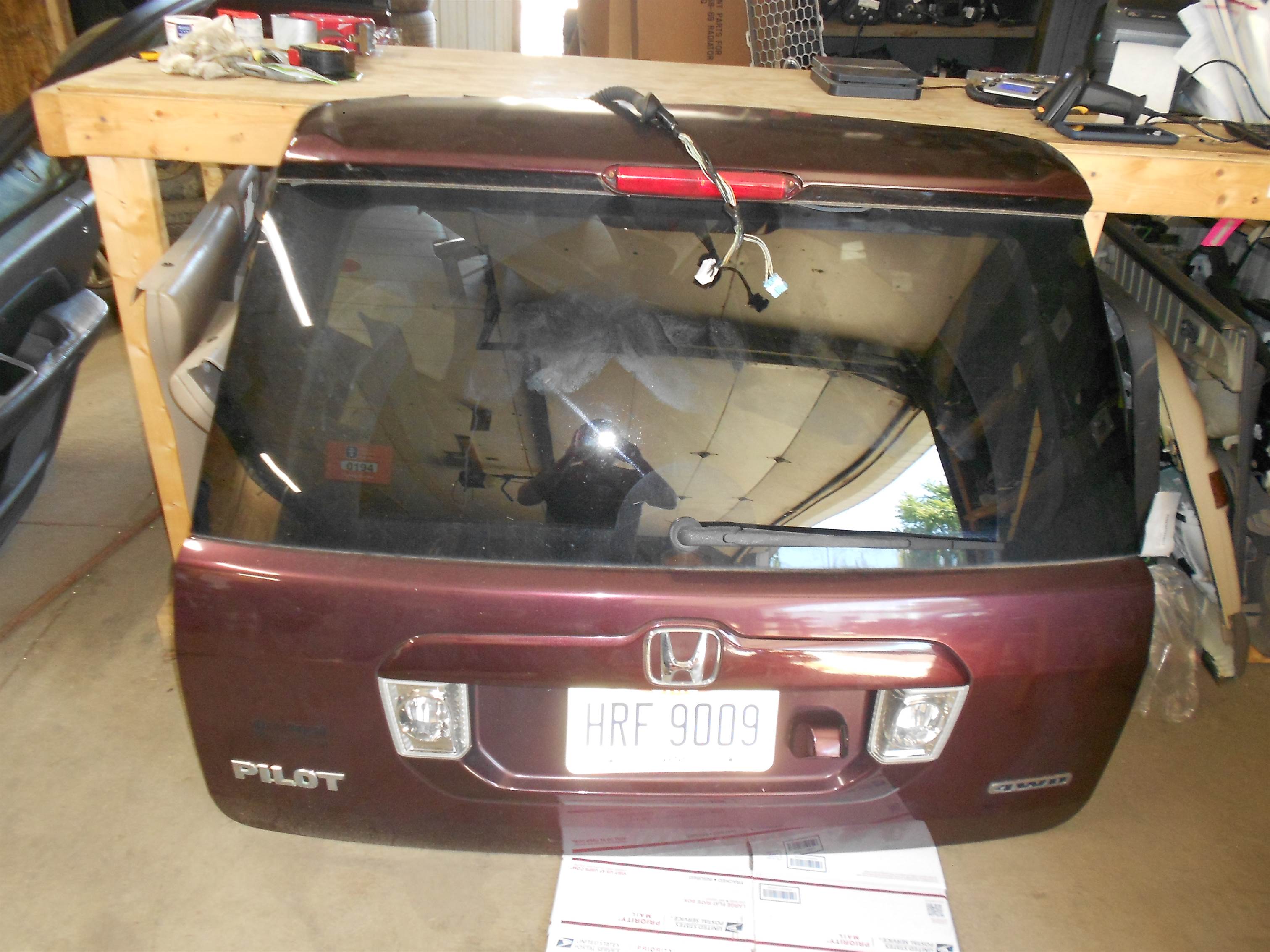 Used 06-08 HONDA PILOT EX REAR HATCH TRUNK DECKLID LIFT GATE W/ CAMERA for sale small view front thumbnail