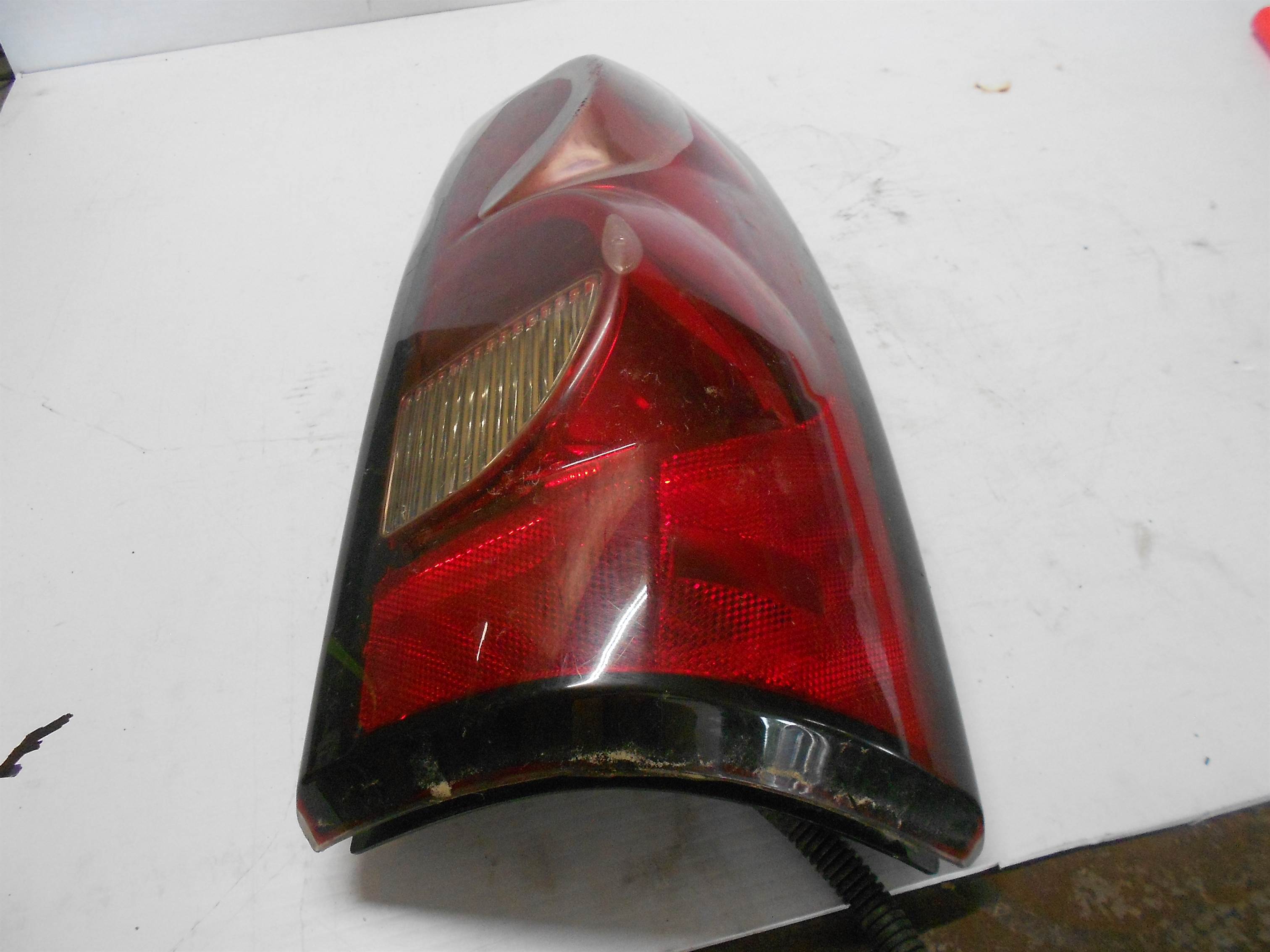 Used 2003-2006 GM Silverado Tail Light Rear Right 16530966 for sale small view front thumbnail