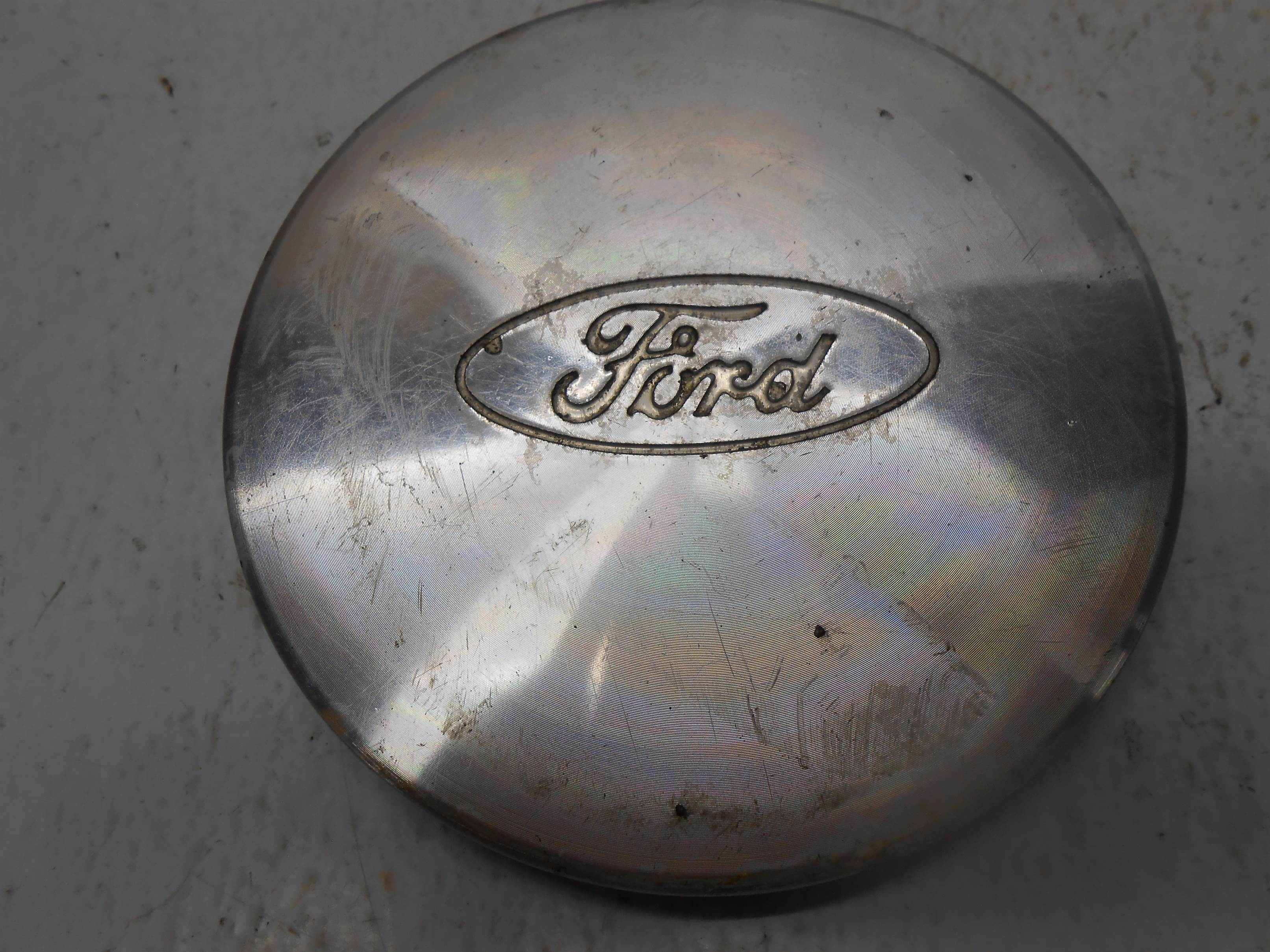 Used Ford Center Cap Windstar Mustang Crown Taurus F58A-1A096-KB for sale small view front thumbnail