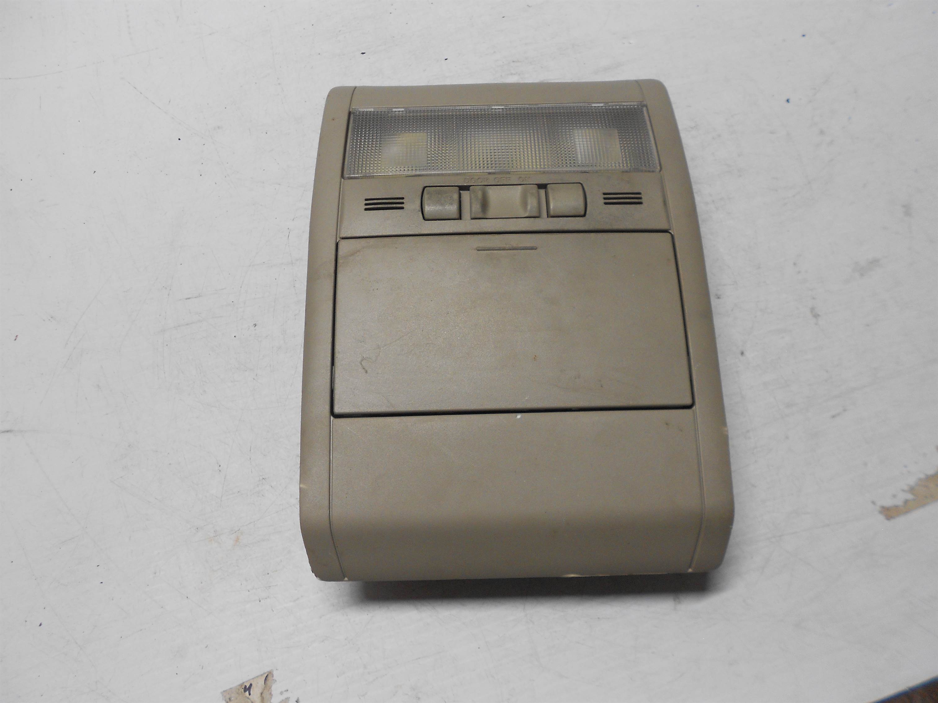 Used Toyota Prius 2004-2009 Overhead Console Roof Dome Lamp Light OEM for sale small view front thumbnail