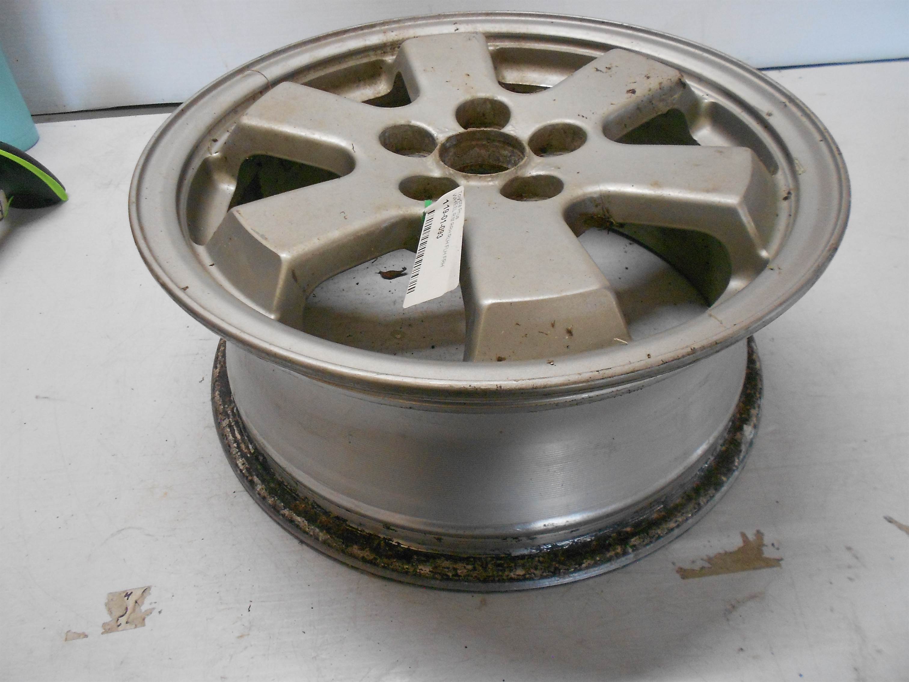 Used Wheel 15x6 Alloy 6 Spoke Fits 04-09 PRIUS 274981 for sale small view front thumbnail