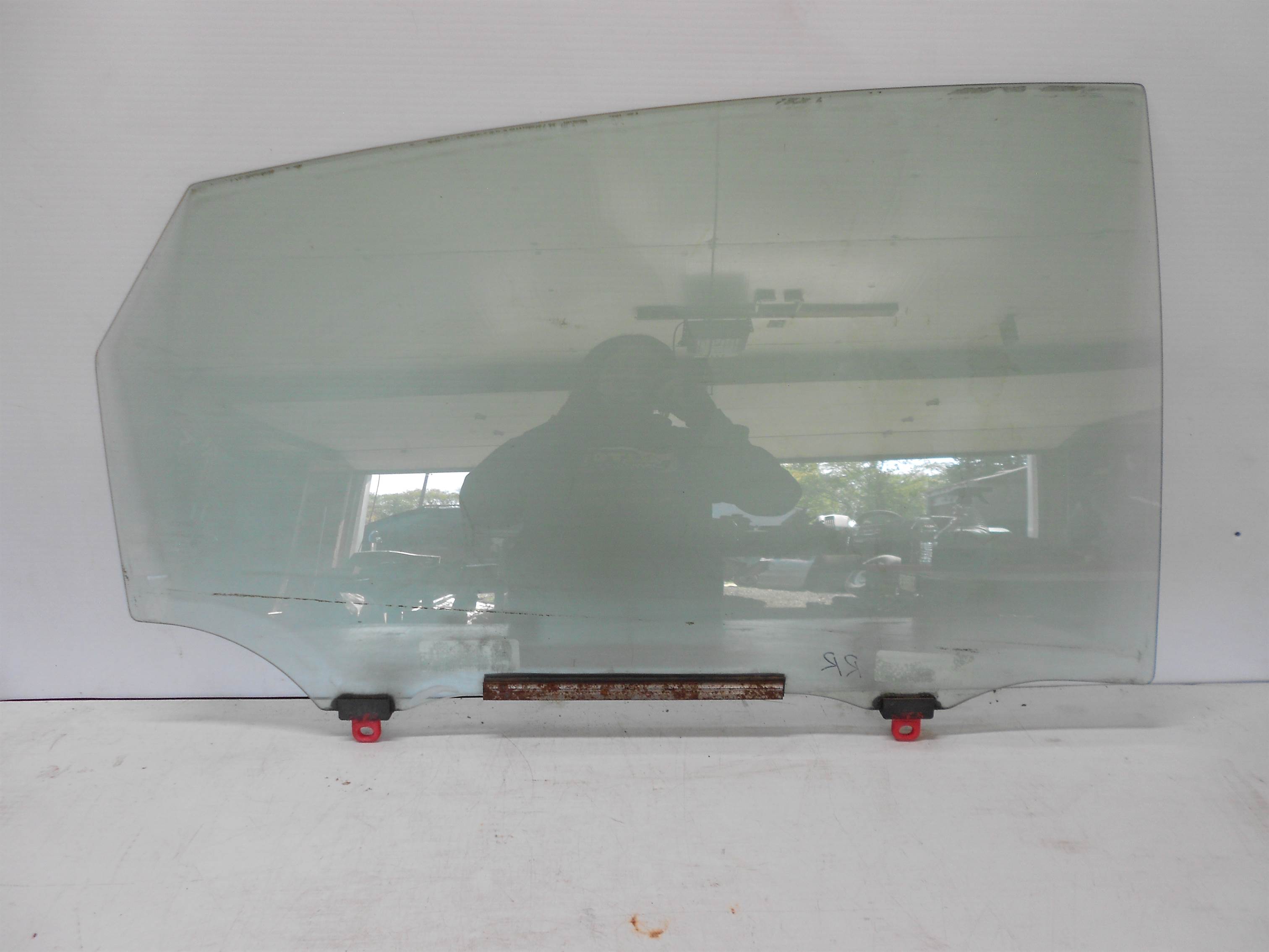 Used 2008 TOYOTA PRIUS REAR RIGHT PASSENGER DOOR GLASS WINDOW OEM for sale small view front thumbnail