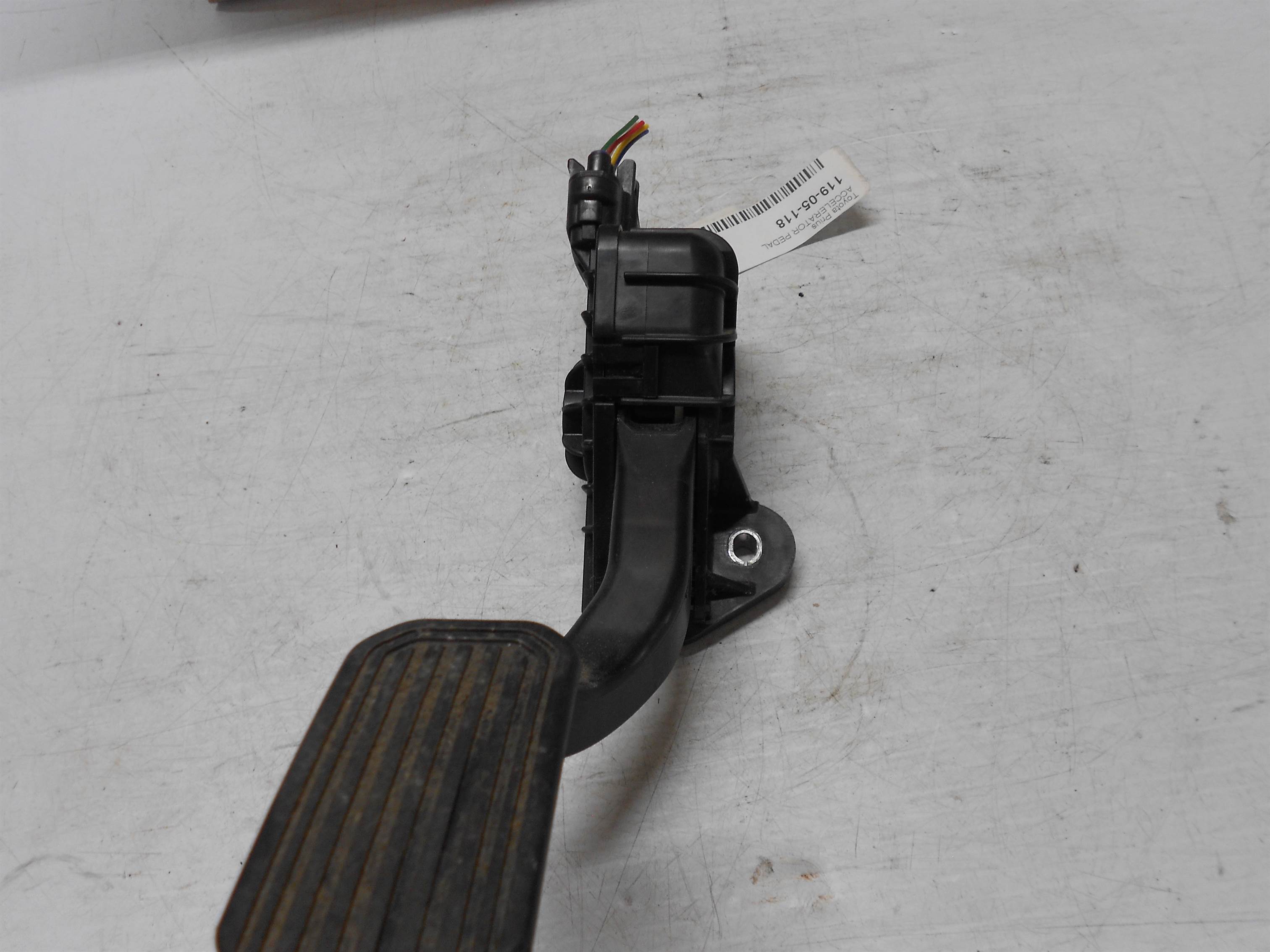Used 2004-2009 Toyota Prius Gas Accelerator Pedal Travel Sensor 78120-47050 OEM for sale small view front thumbnail