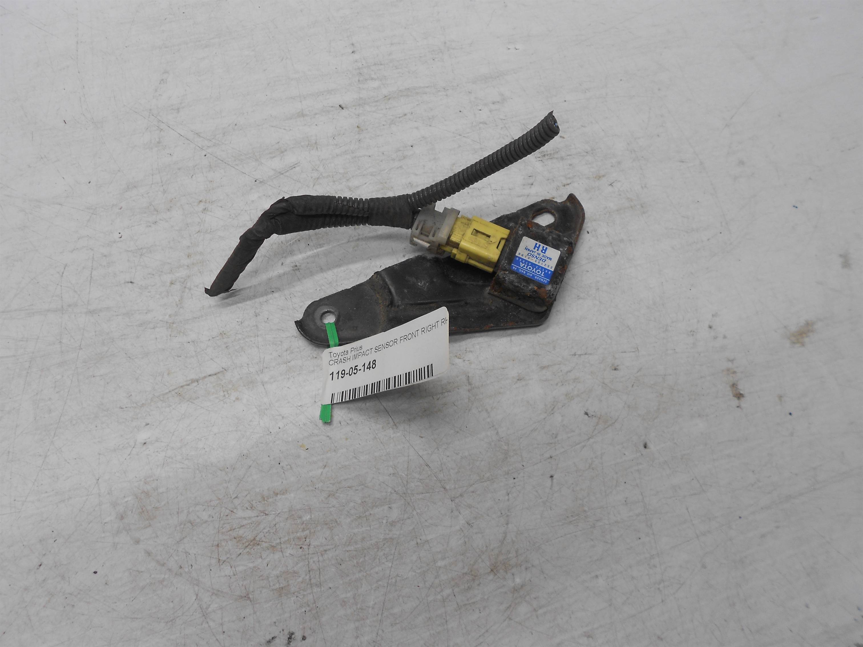 Used 2004-2009 TOYOTA PRIUS FRONT RH PASSENGER CRASH IMPACT SENSOR 89173-47040 OEM for sale small view front thumbnail