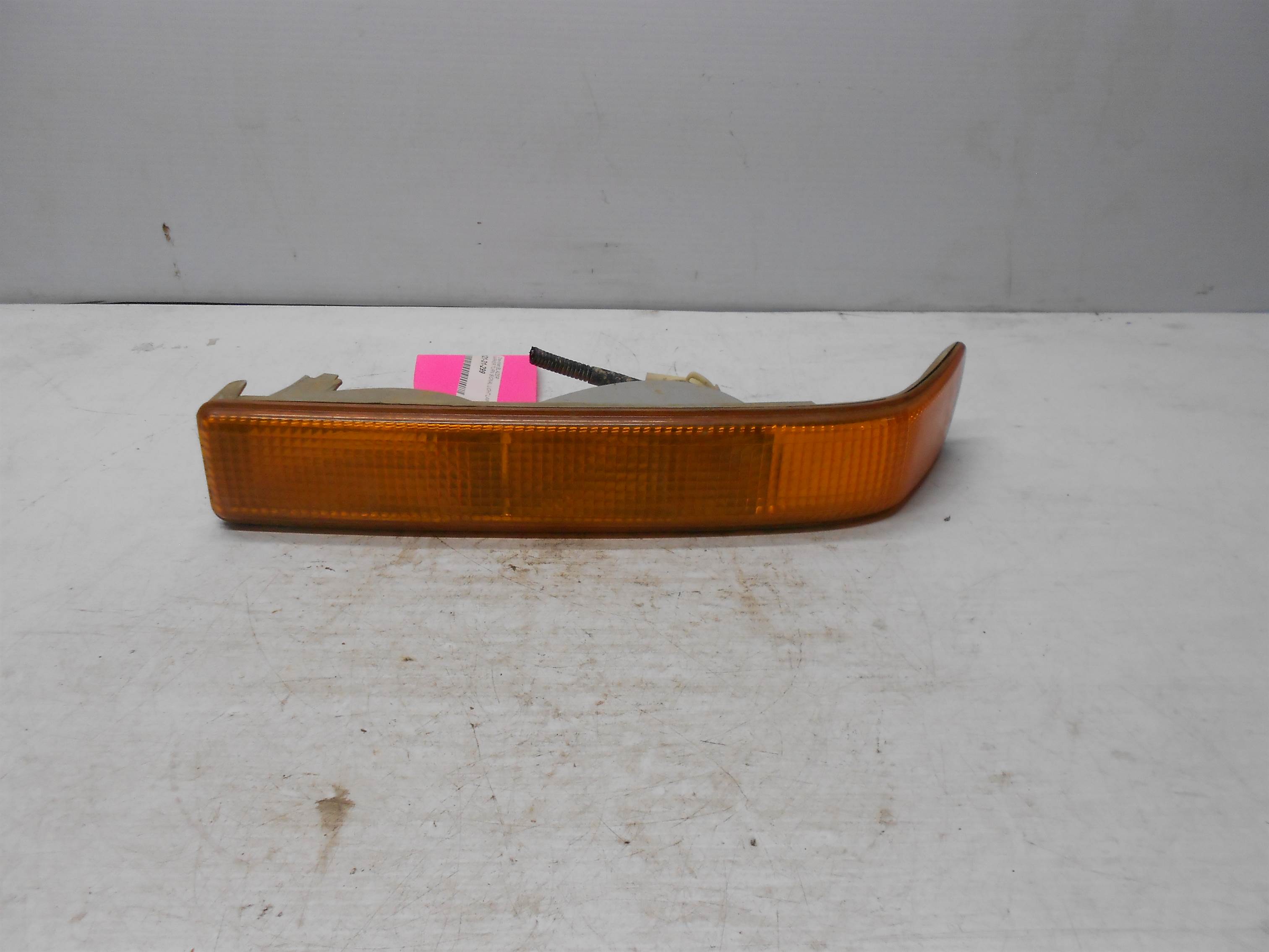 Used 98-05 s10 blazer turn signal light right front passenger for sale small view front thumbnail