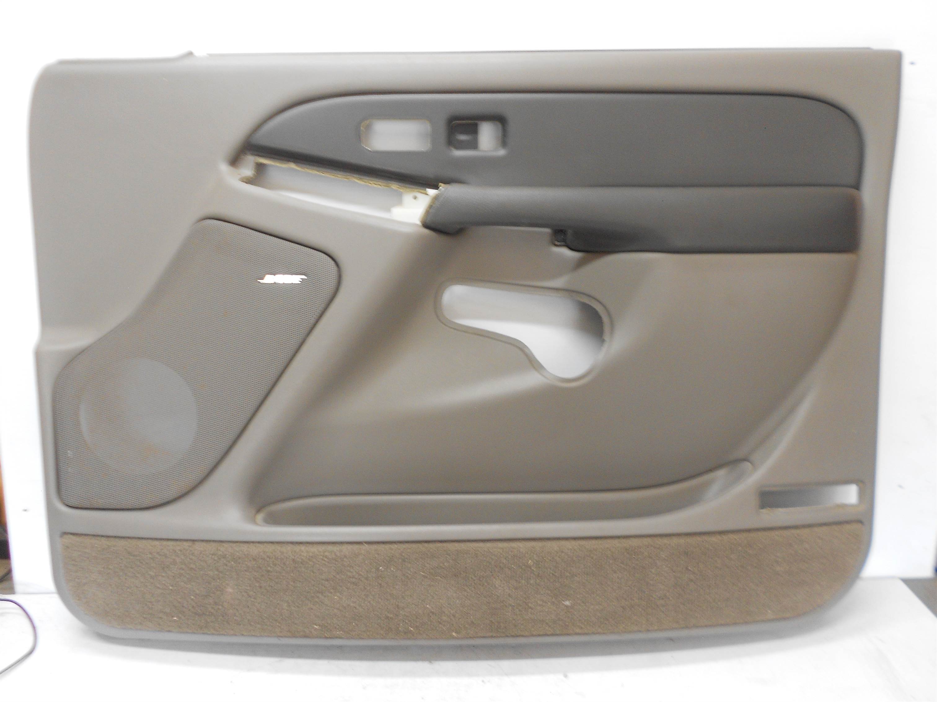 Used 2003-2006 Cheverolet Tahoe, Yukon Door Panel RIGHT FRONT Bose OEM for sale small view front thumbnail