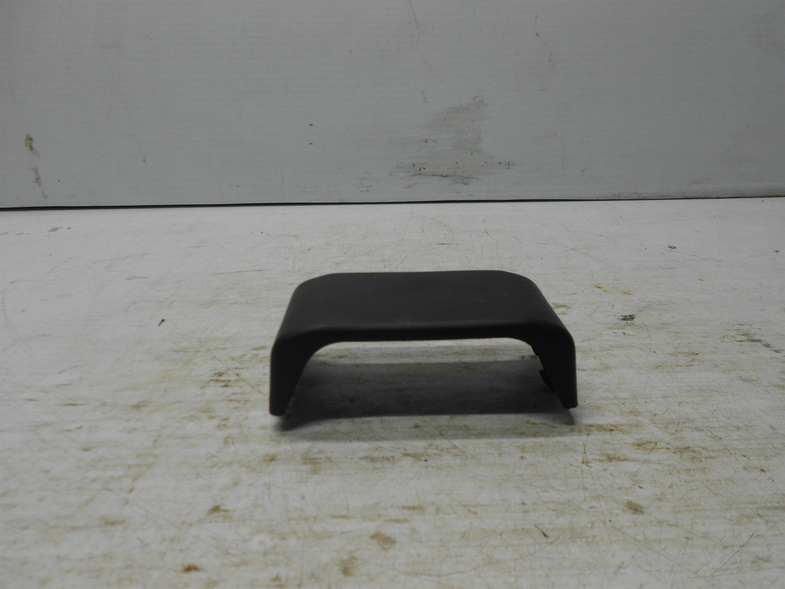 Used 2003-06 NBS Chevy (Tahoe) GMC Cadillac H2 SEAT Adjuster Recliner Cover OEM for sale small view front thumbnail