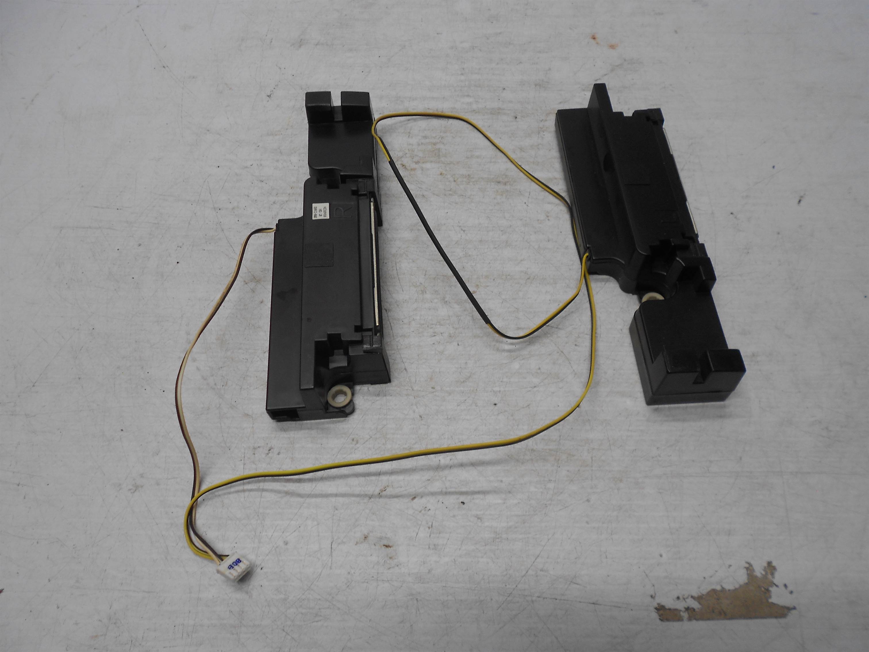 Used Samsung UN65H6203AFXZA MH01 Speakers BN96-21669D for sale small view front thumbnail