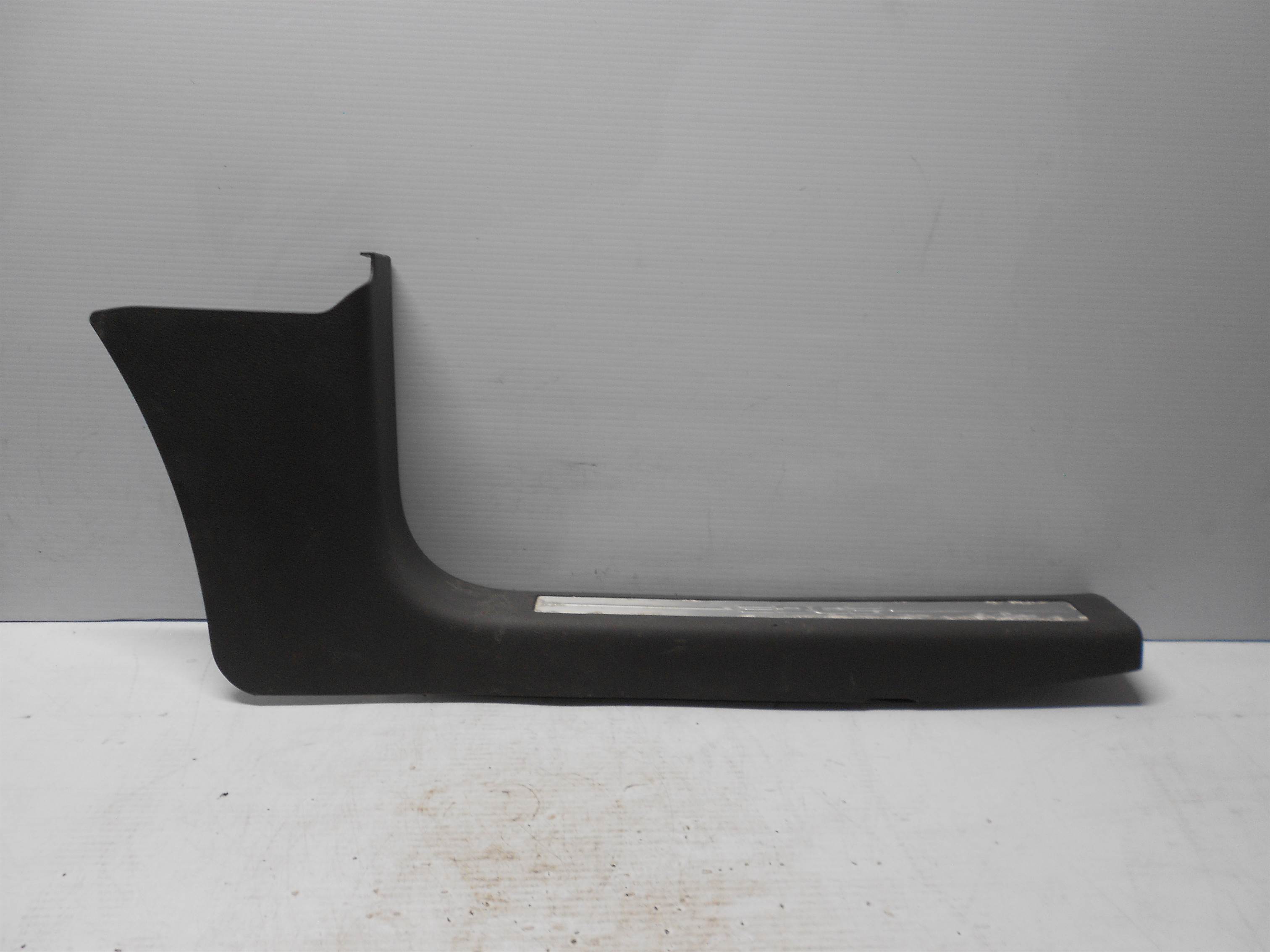 Used 11-14 FORD EDGE Illuminated Door Sill Scuff Kick Plate RH RIGHT PASSENGER FRONT for sale small view front thumbnail