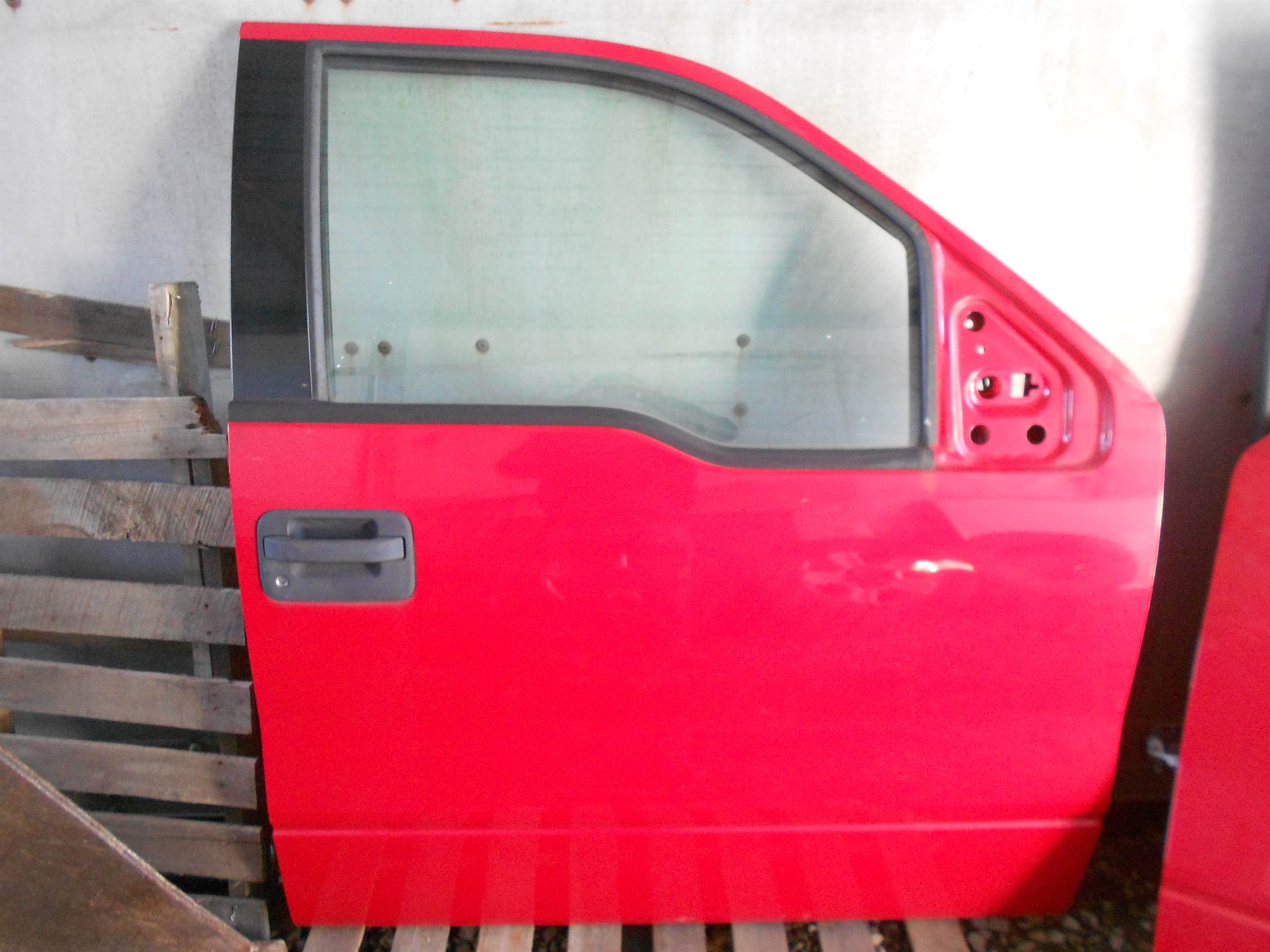 Used 2004 Ford F150 Front Right Passenger Door Super Cab paint code E4 for sale small view front thumbnail