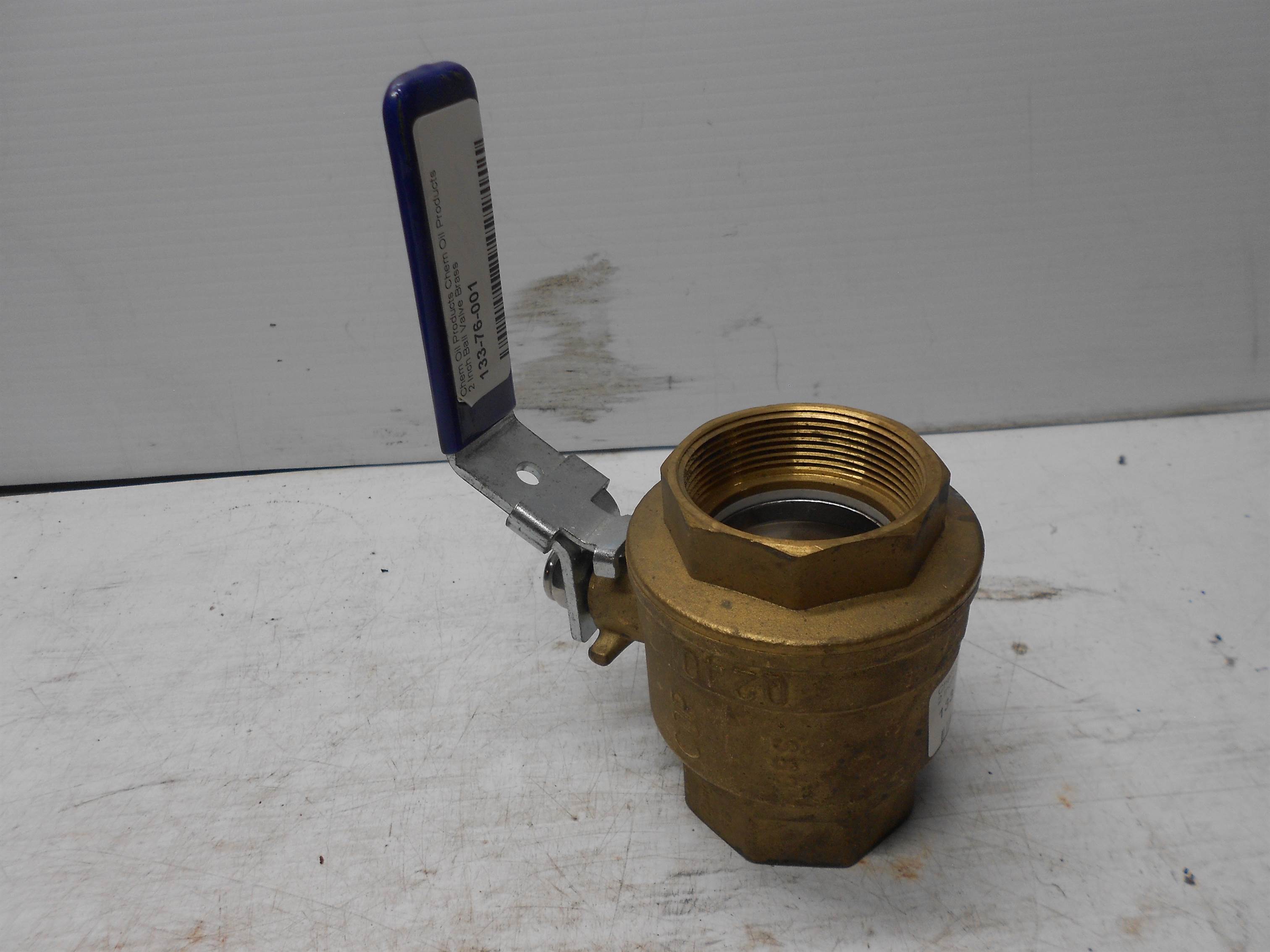 Used Chem Oil 3000B09 Brass Ball Valve 600 WOG 2" 150 WSP for sale small view front thumbnail