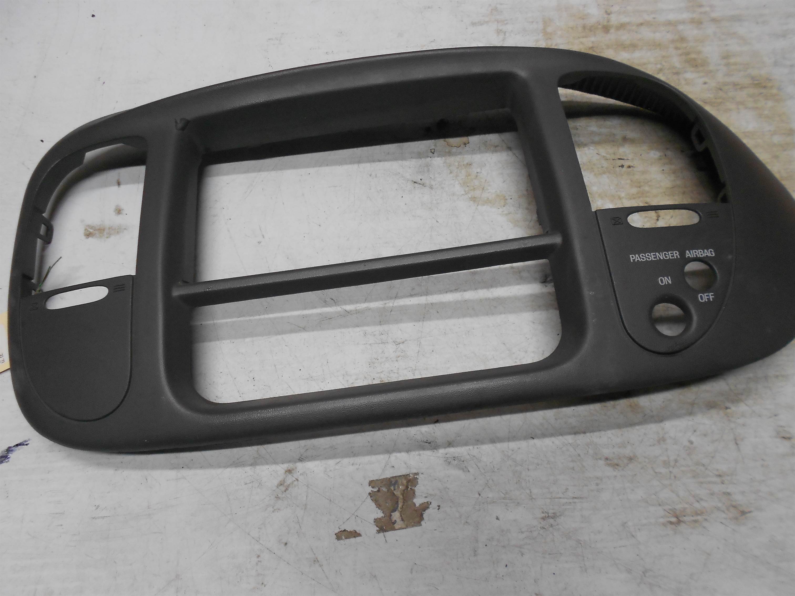 Used Ford Expedition F150 Radio Dash Bezel Vent Gray Grey 4x4 Switch for sale small view front thumbnail