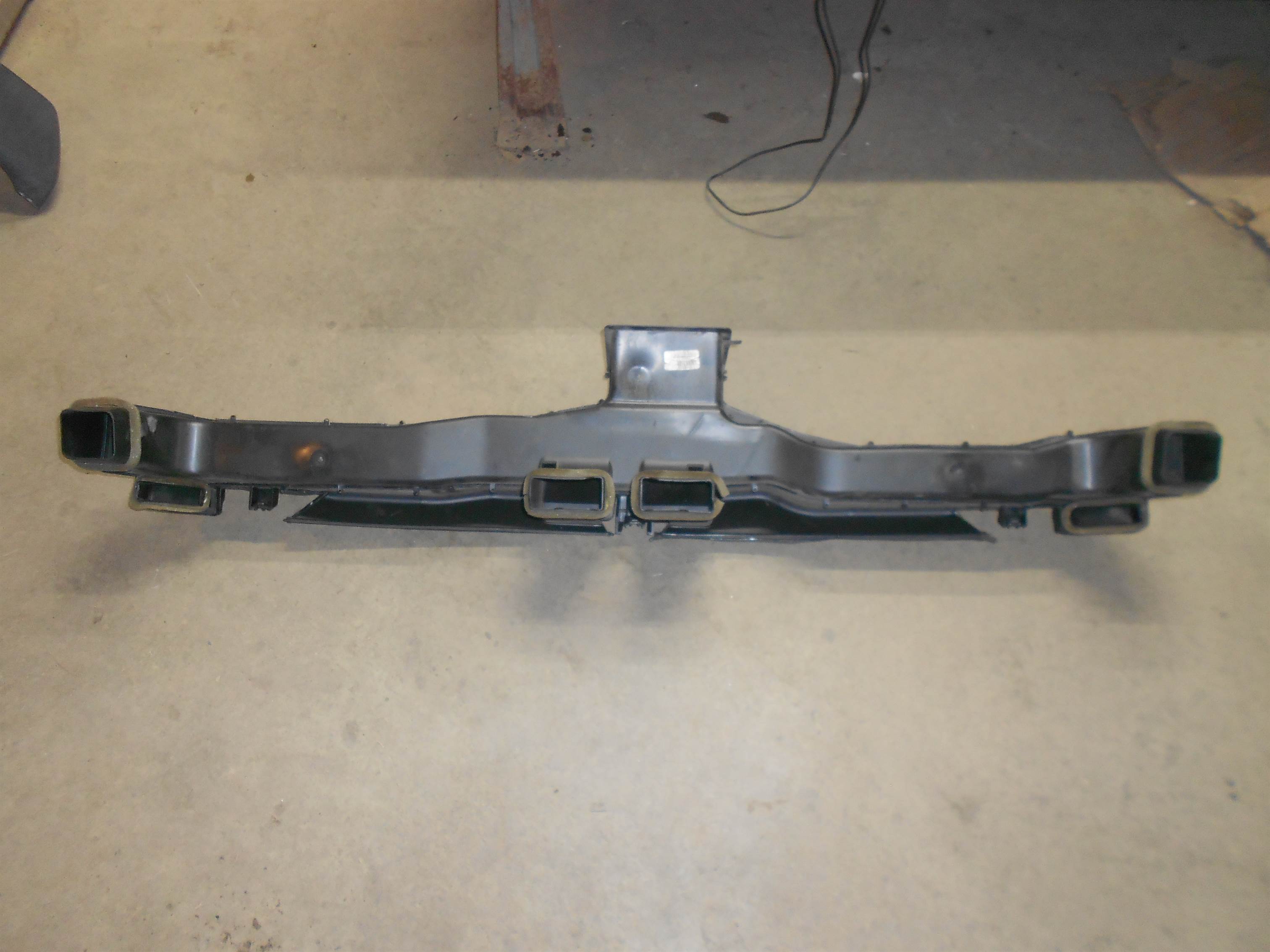 Used 2004-2012 Chevy Colorado AC Duct Pipe Behind Dashboard Vent Assembly OEM for sale small view front thumbnail
