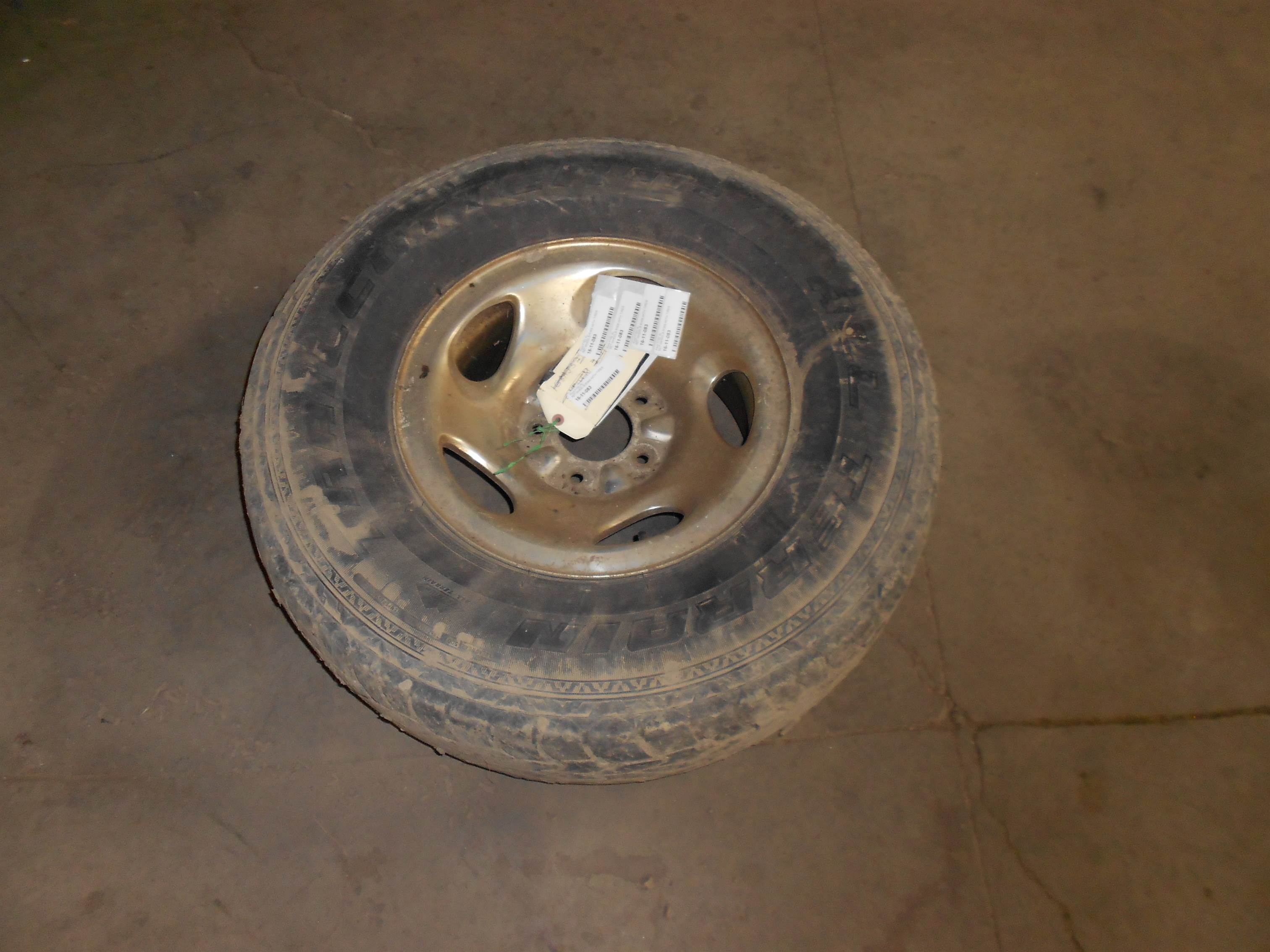 Used Set of 4 Wheels Rims for 97-03 Ford F150 97-00 Expedition With Tires for sale small view front thumbnail