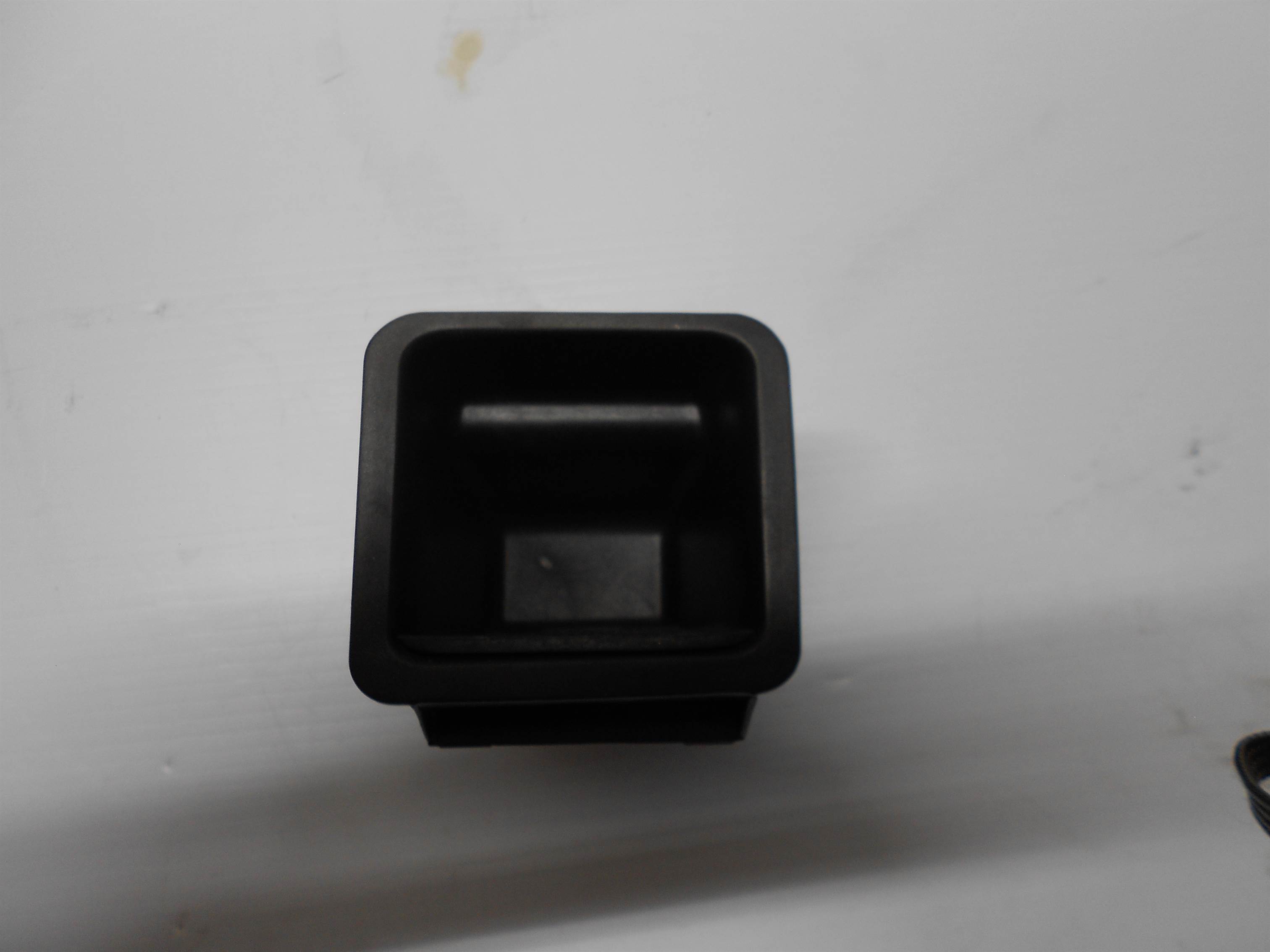 2003-2006 Silverado Sierra Avalanche Suburban Tahoe Yukon Dash Storage Cubby for sale small view front thumbnail