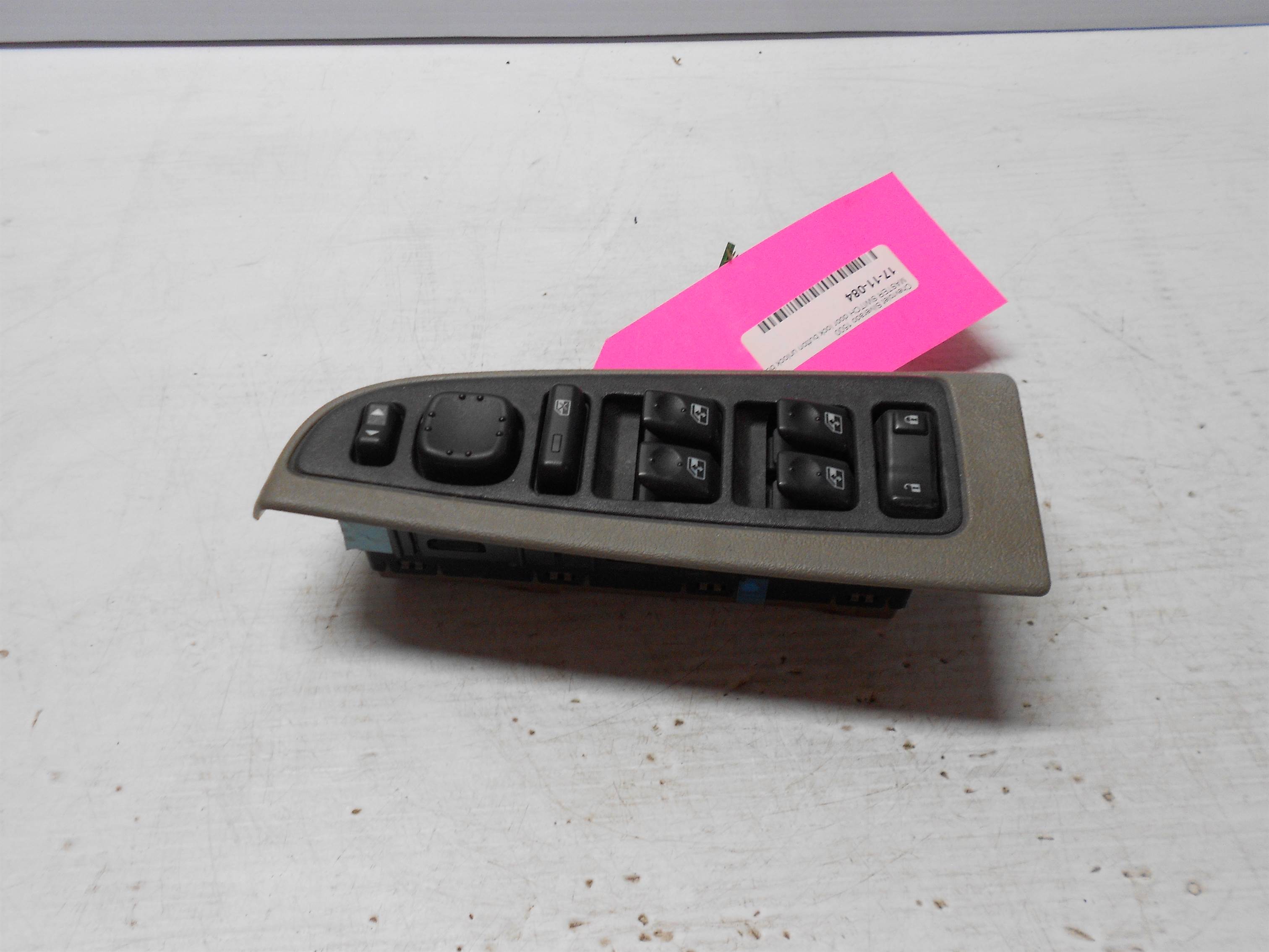 Used 03-06 Tahoe Escalade Suburban Yukon Driver Master Power Window Switch 15112973 for sale small view front thumbnail