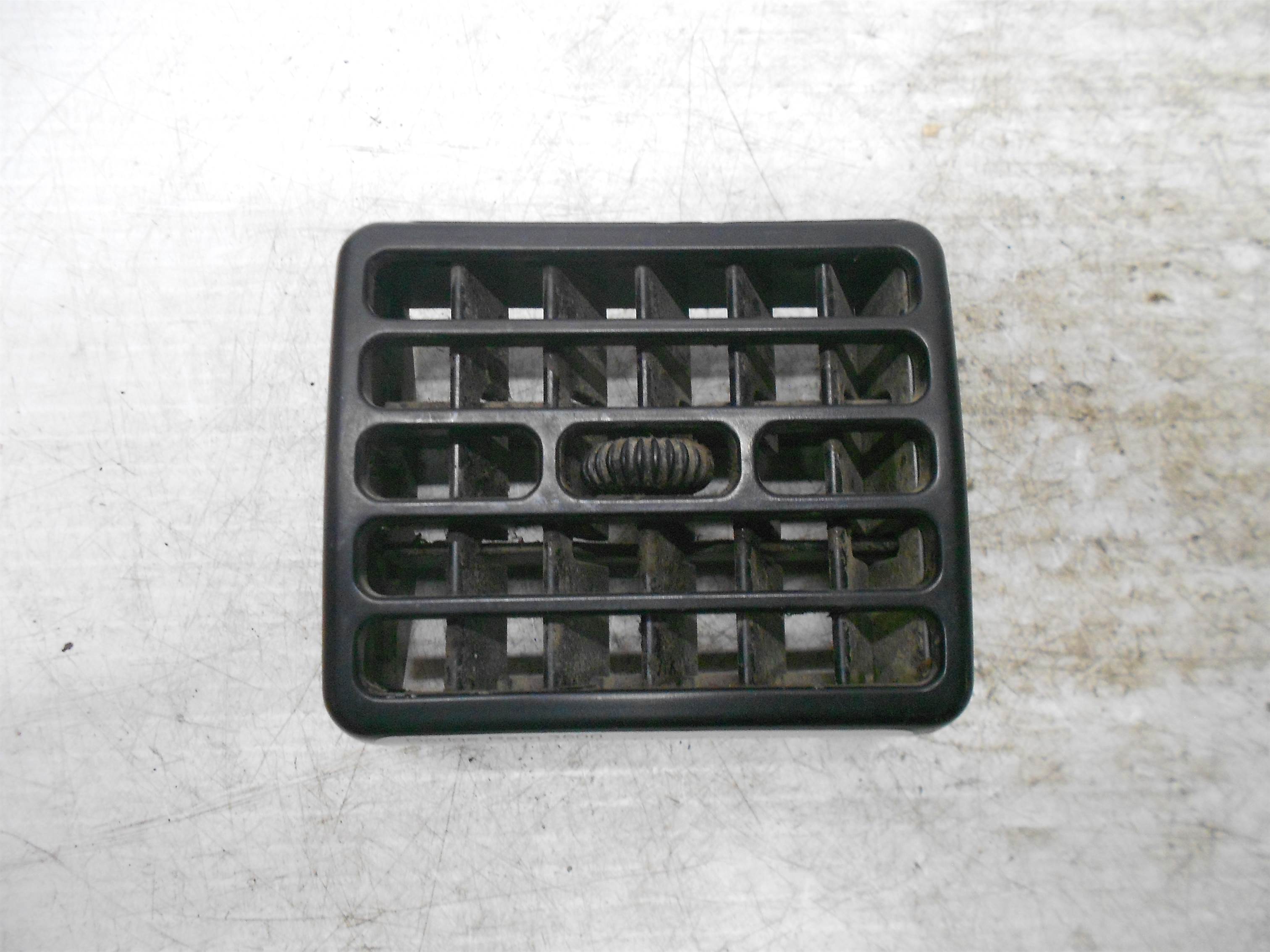 Used 1996 Dodge Ram 3500 Front Left Driver Vent for sale small view front thumbnail