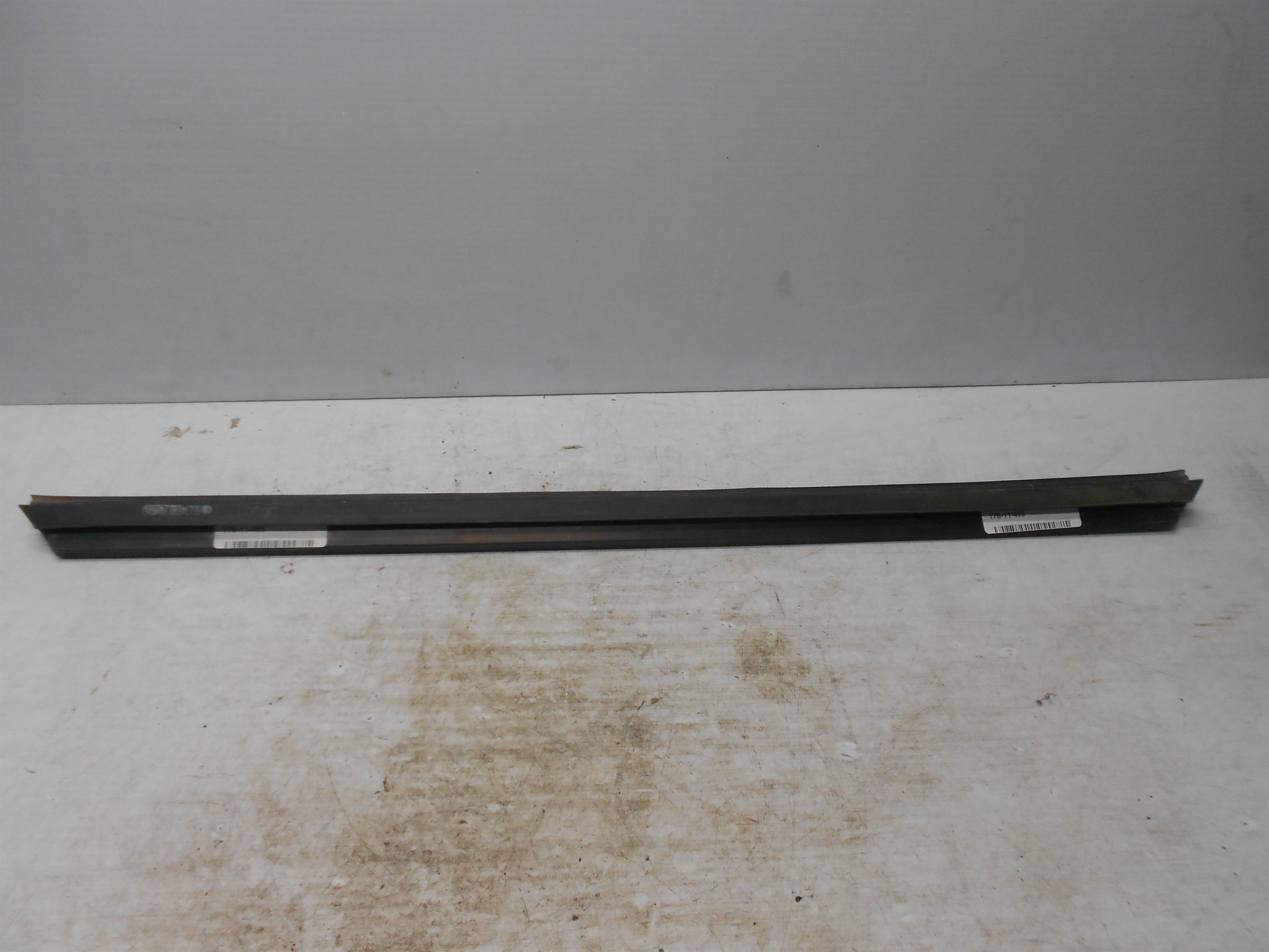 Used 1996 Dodge Ram 3500 Weatherstrip Seal Left or Right 55134598-248610 for sale small view front thumbnail
