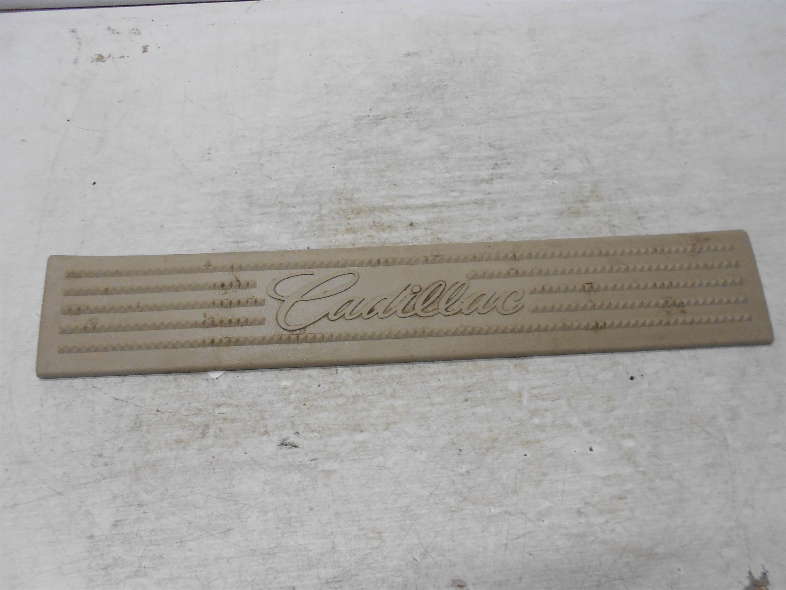 Used 02 03 04 05 06 Cadillac Escalade Rear Door Sill Trim for sale small view front thumbnail