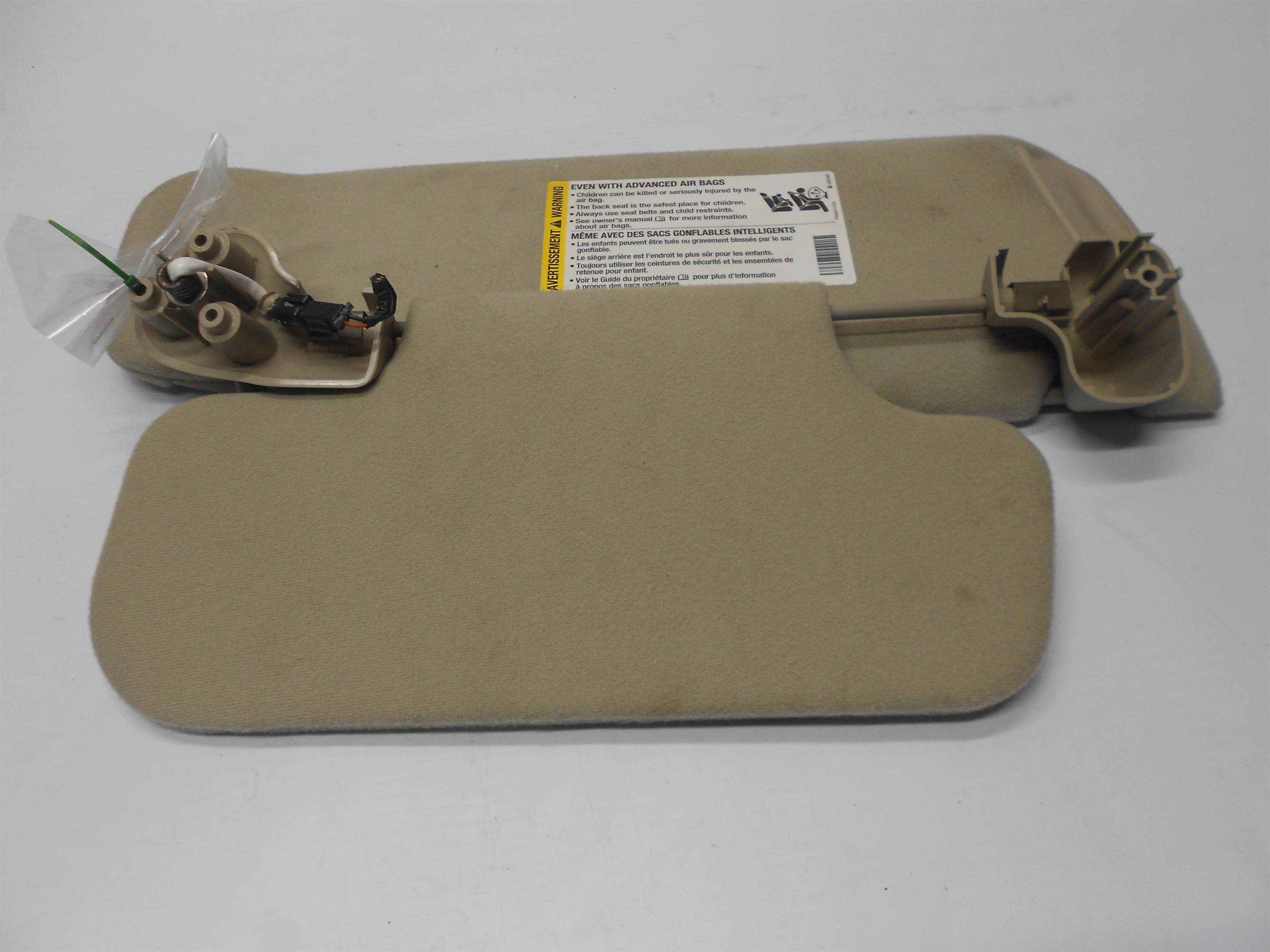 Used 2003-2006 Escalade sun visor left driver YUKON SURBURBAN SUN VISOR for sale small view front thumbnail