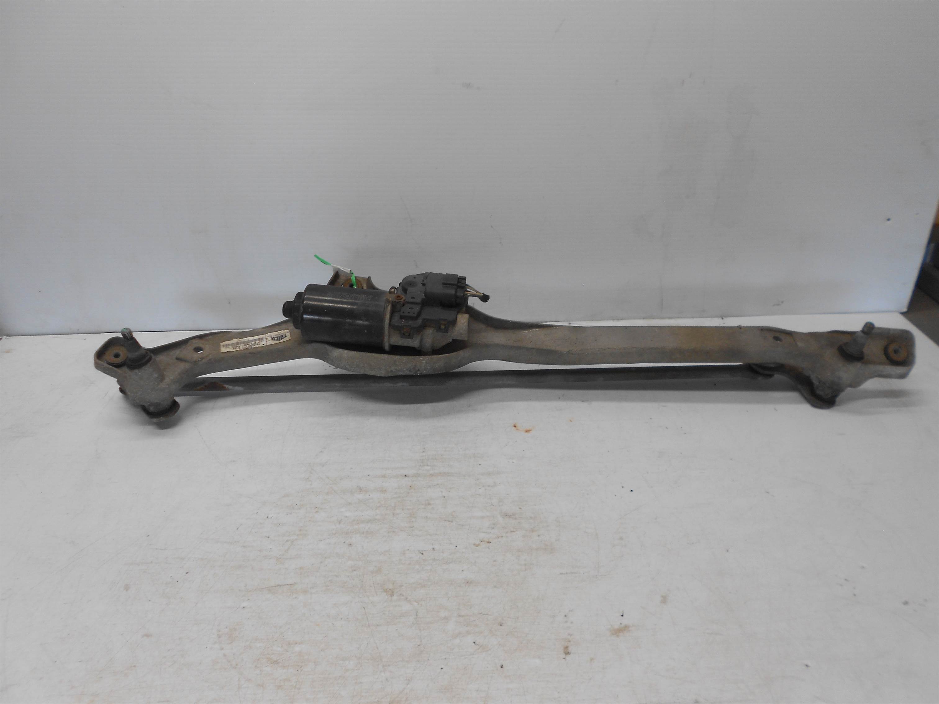 Used Windshield Wiper Transmission Linkage for 1997-2004 Ford F150 With Motor for sale small view front thumbnail