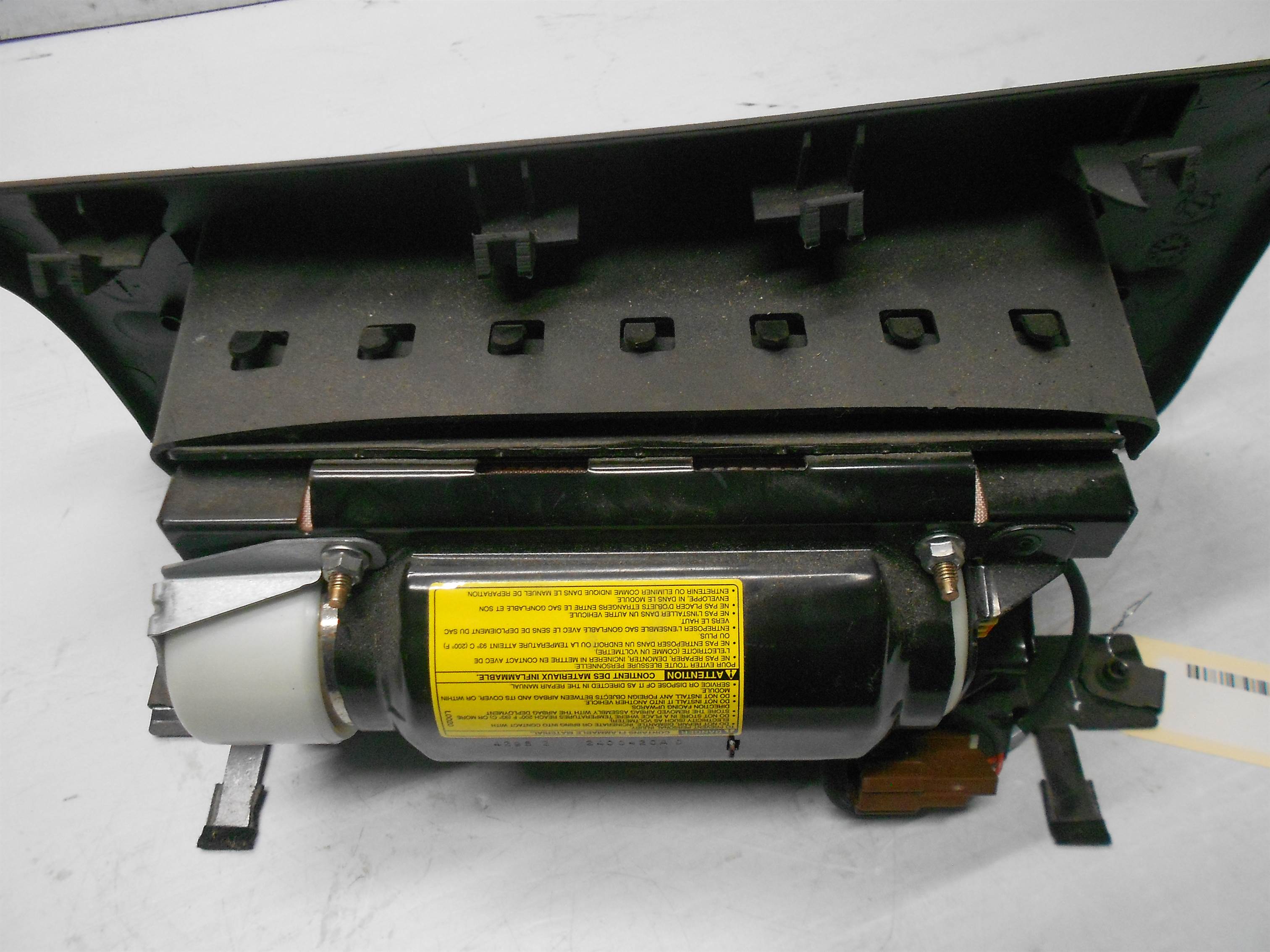 Used 2005 Ford Ranger Dashboard Airbag for sale small view front thumbnail