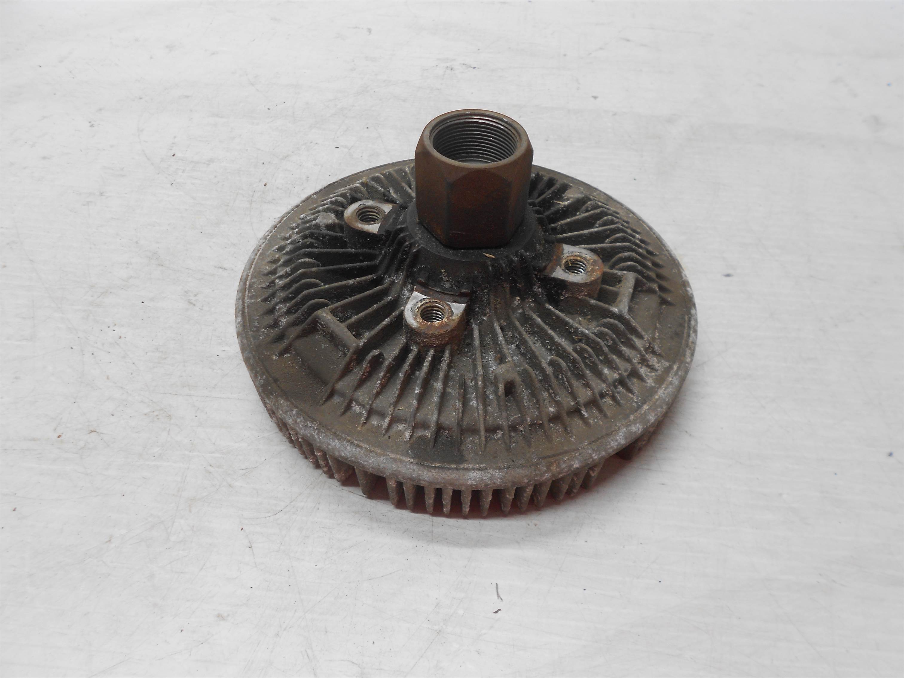 Used 99-07 SILVERADO SIERRA AVALANCHE 2500 OEM FAN CLUTCH FITS MANY OTHERS for sale small view front thumbnail