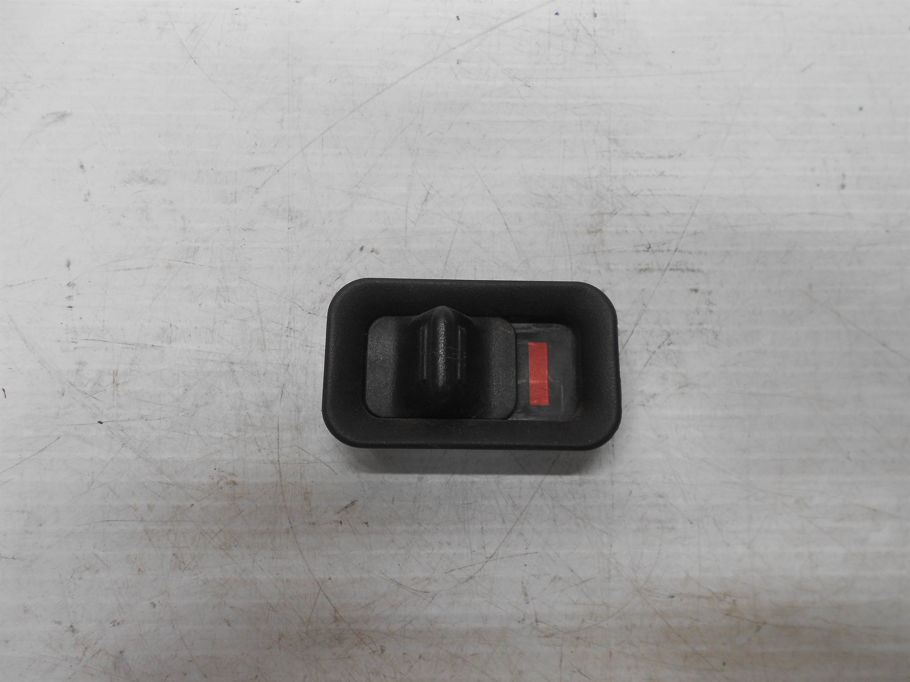 Used 1999 - 2006 SILVERADO SUBURBAN TAHOE SIERRA YUKON DOOR LOCK KNOB for sale small view front thumbnail