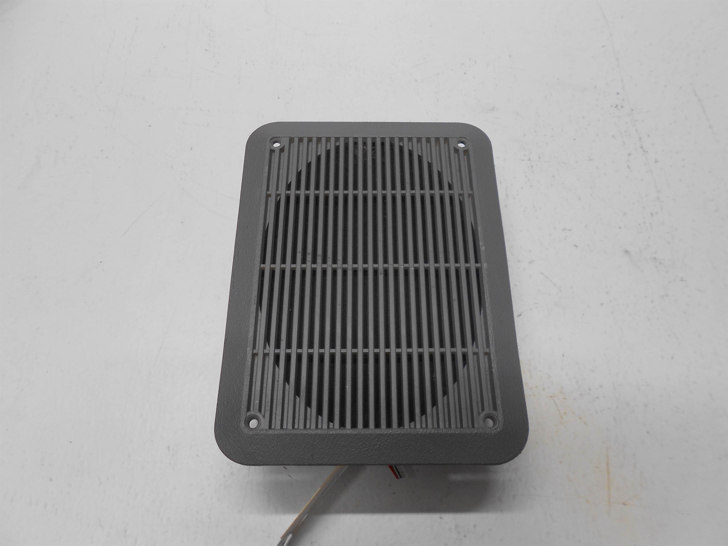 Used 1989-1994 Ford Ranger Rear Wall Speaker Left Or Right e1ef-18978 f27f-18971 for sale small view front thumbnail