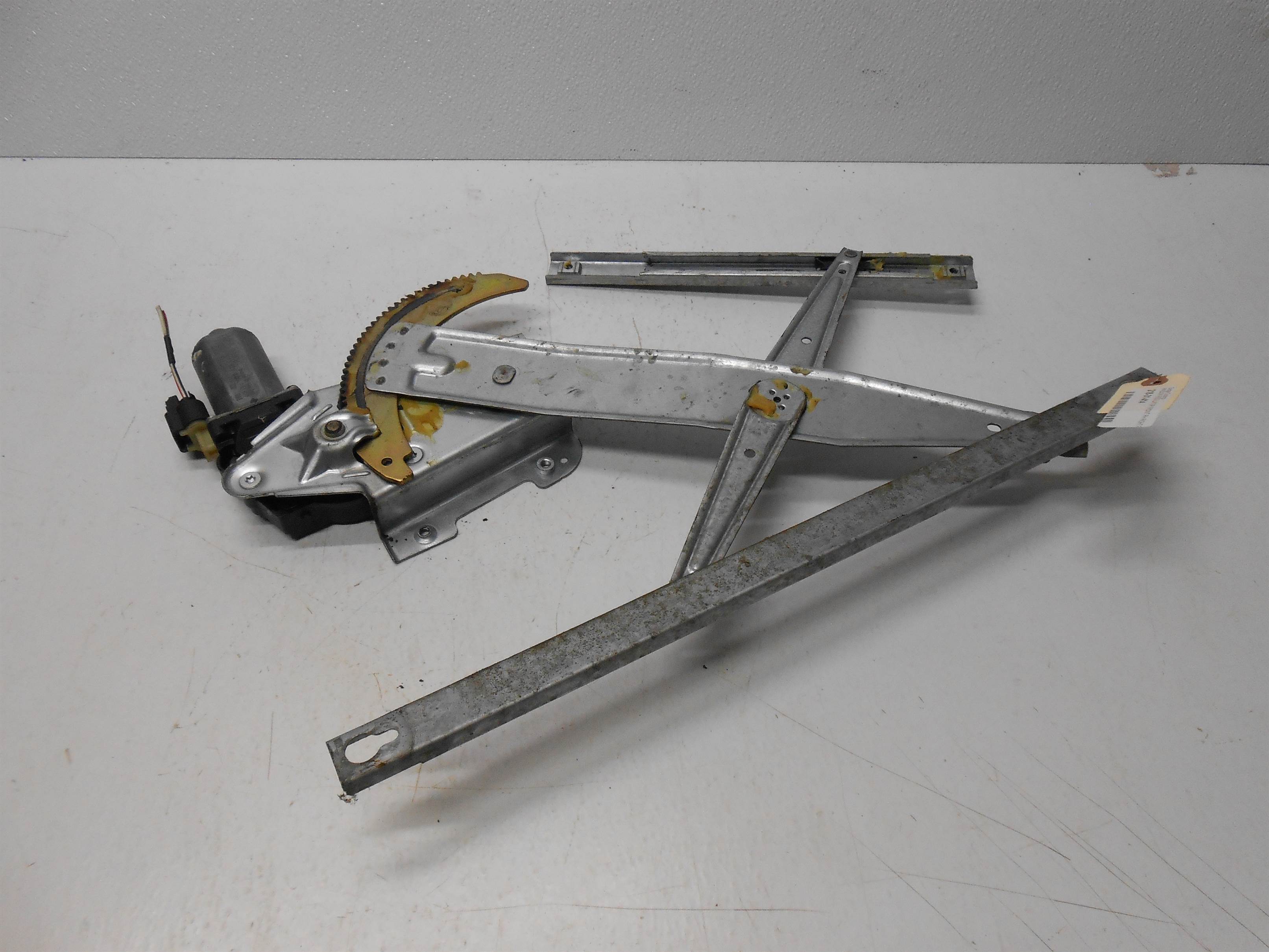 Used 2004-2007 Dodge Durango Front Right Passenger Door Window Motor Regulator for sale small view front thumbnail