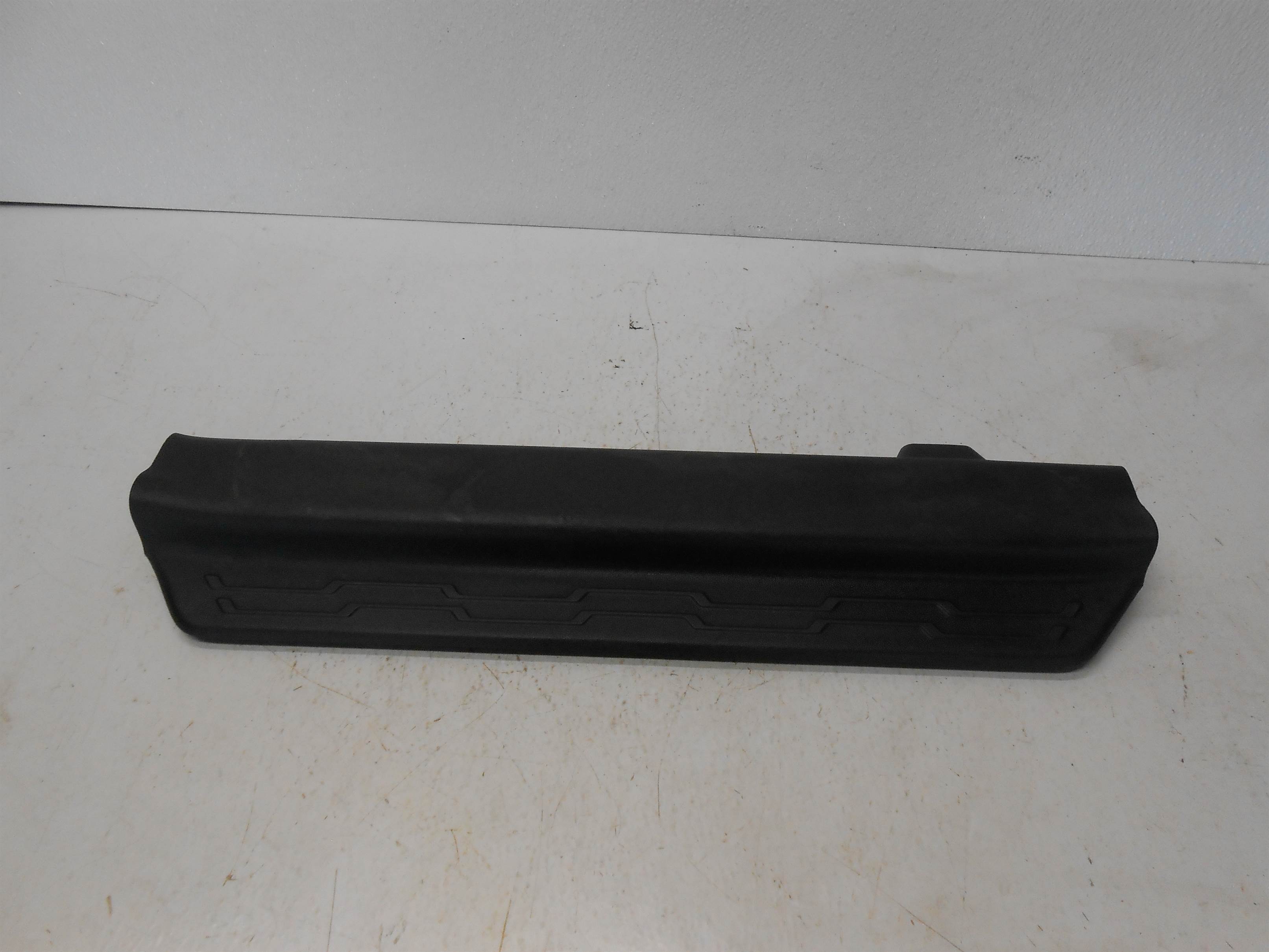 Used 2010-2013 KIA Soul Left Driver Front Door Sill Scuff Trim 85872-2K000 for sale small view front thumbnail