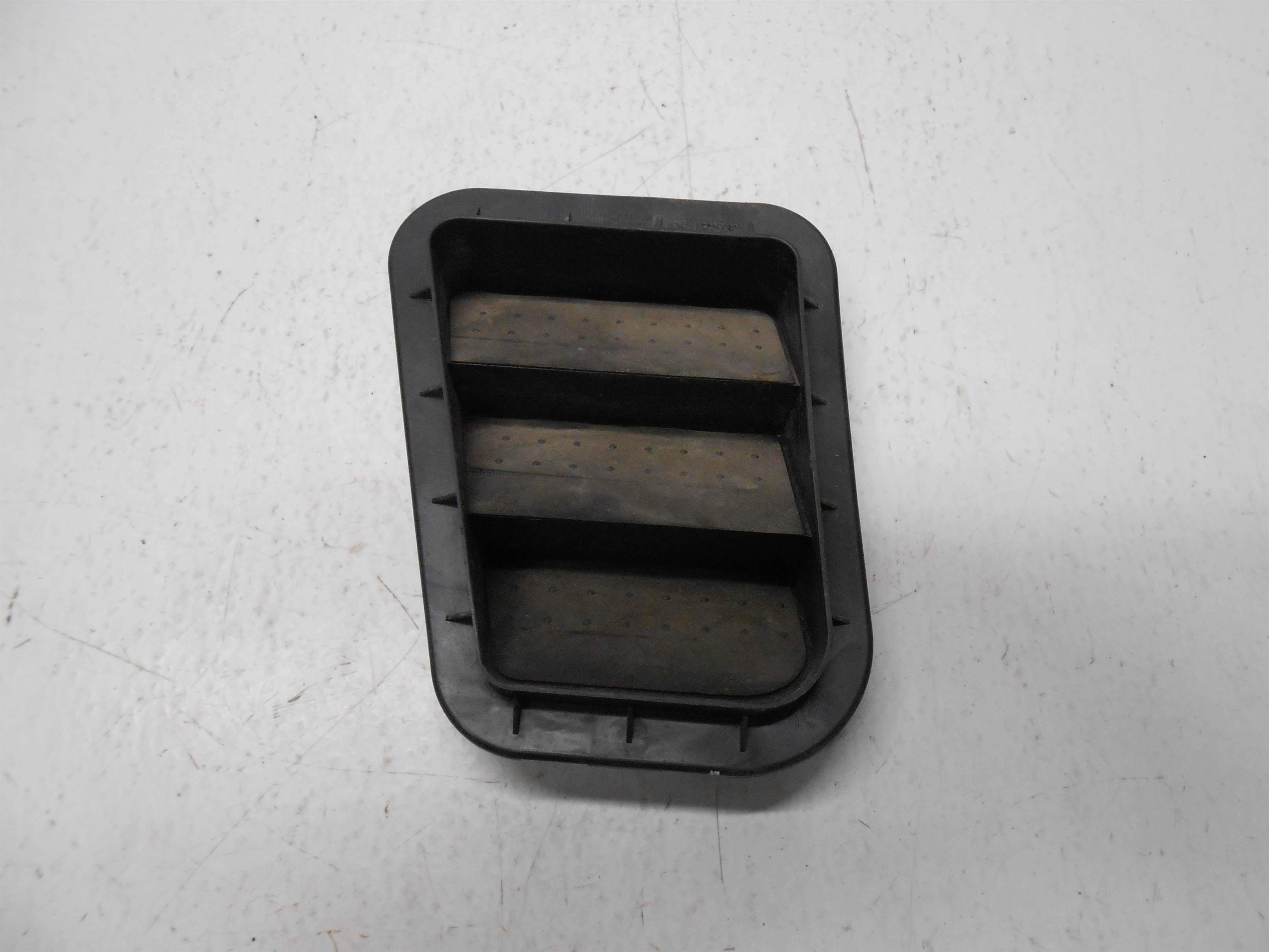 Used 2011 KIA Soul Rear Air Drafter Draft Pressure Cabin 97510-17000 for sale small view front thumbnail
