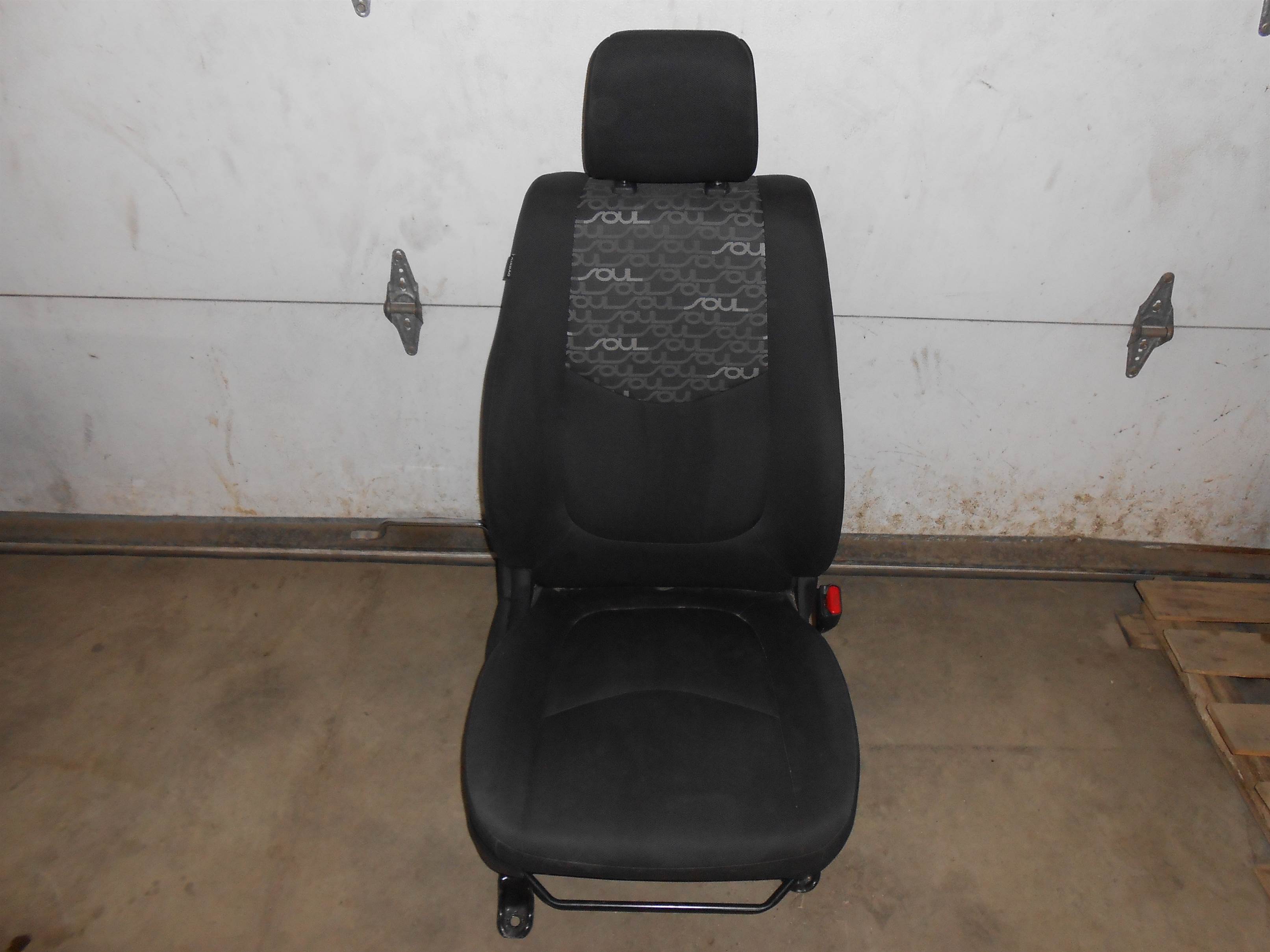 Used 2011 KIA Soul Front Passenger Right Seat for sale small view front thumbnail