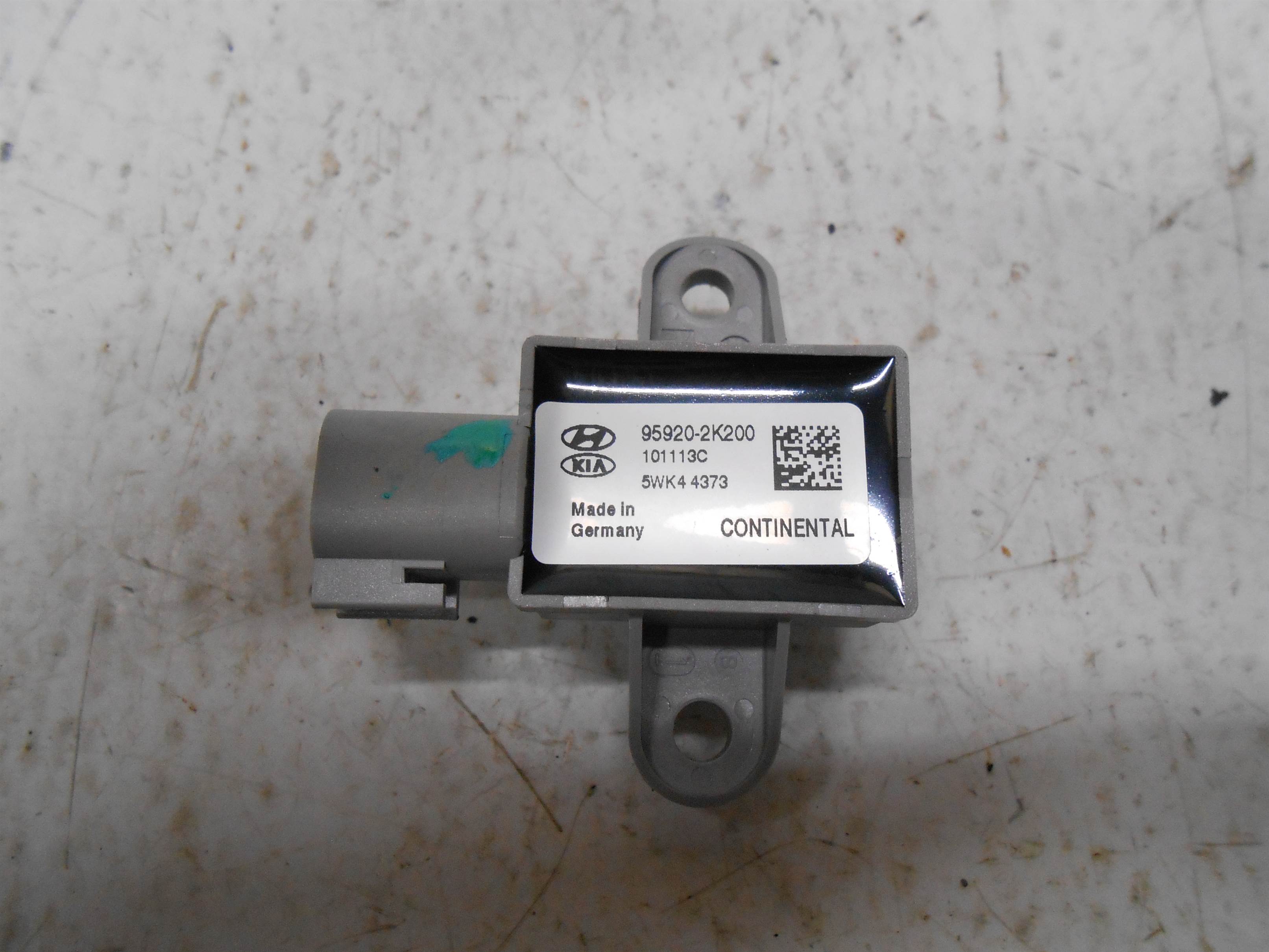 Used 2010-2013 KIA Soul Front Door Impact Sensor SRS Left or Right 95920-2k200 for sale small view front thumbnail
