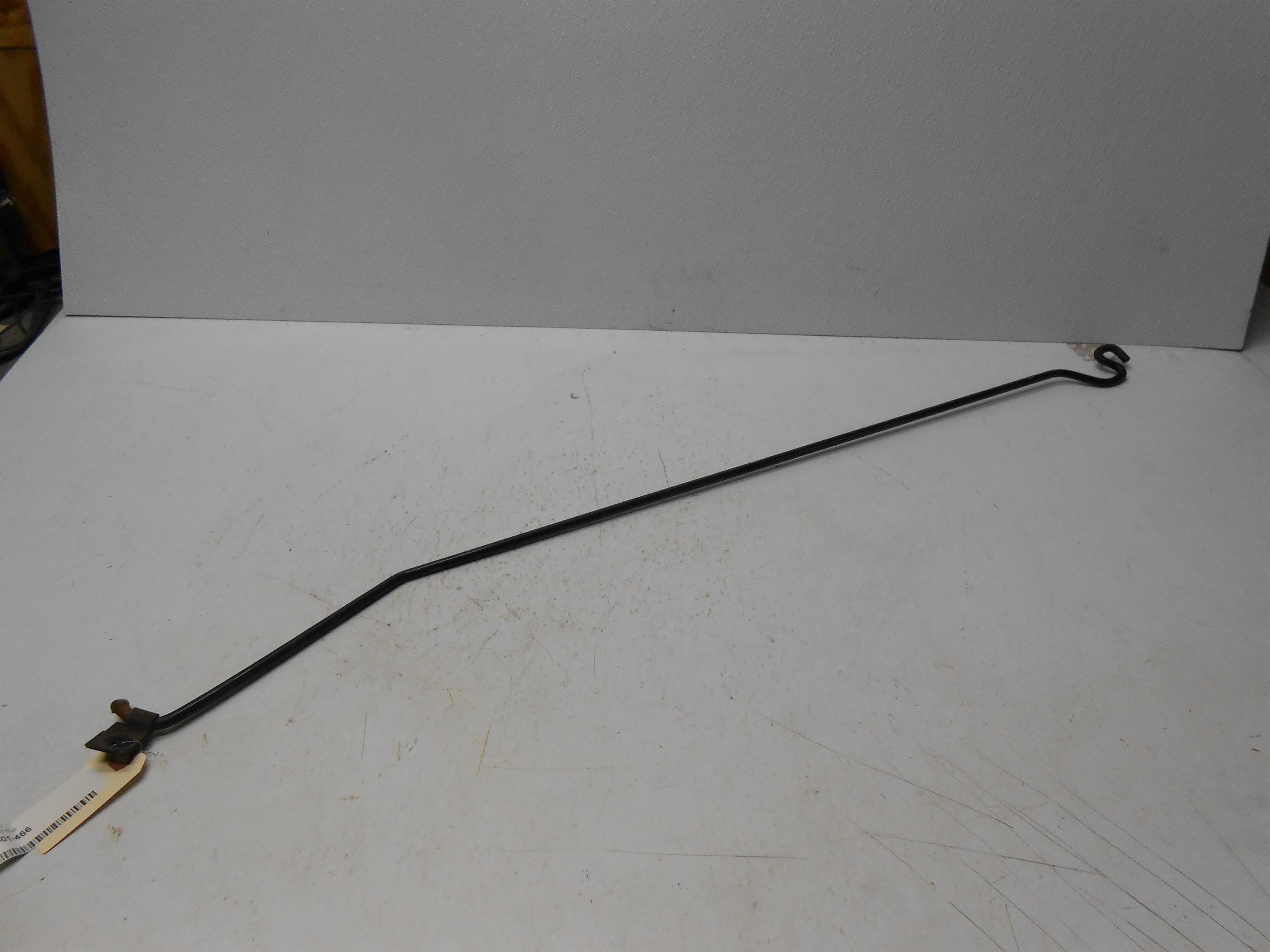 Used 2006 pontiac g6 Hood Prop Rod for sale small view front thumbnail