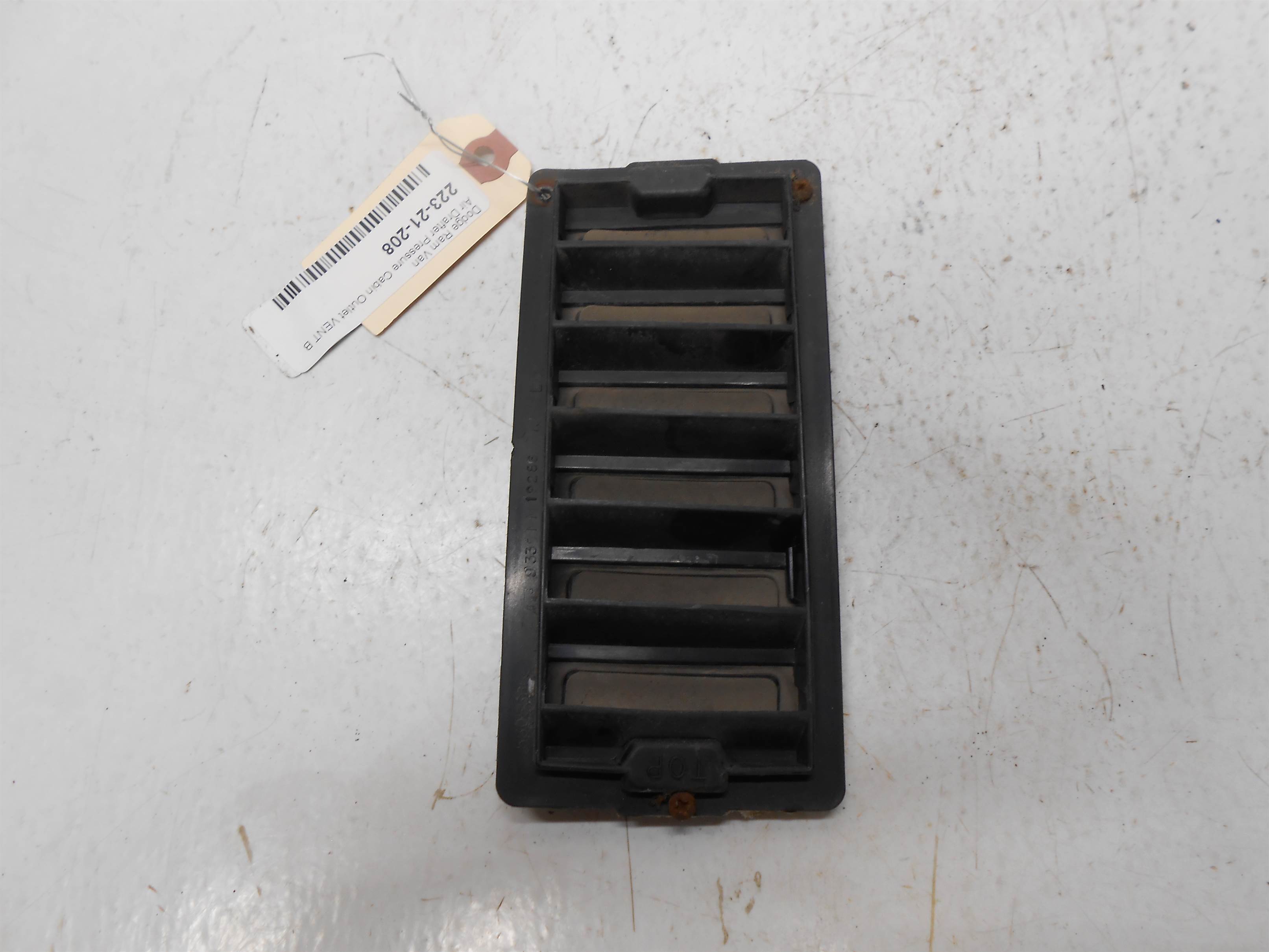Used 1996 Dodge Ram Van Air Drafter Pressure Cabin Outlet Vent - Has Twist for sale small view front thumbnail