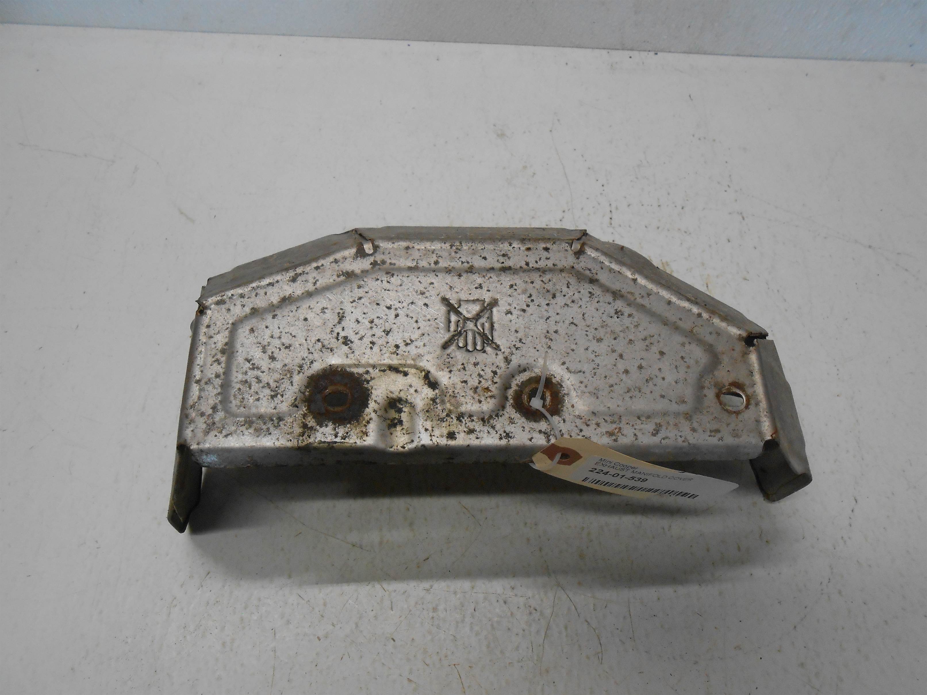 Used 2008 Mini Cooper Exhaust Manifold Cover V7584307 80-01 for sale small view front thumbnail