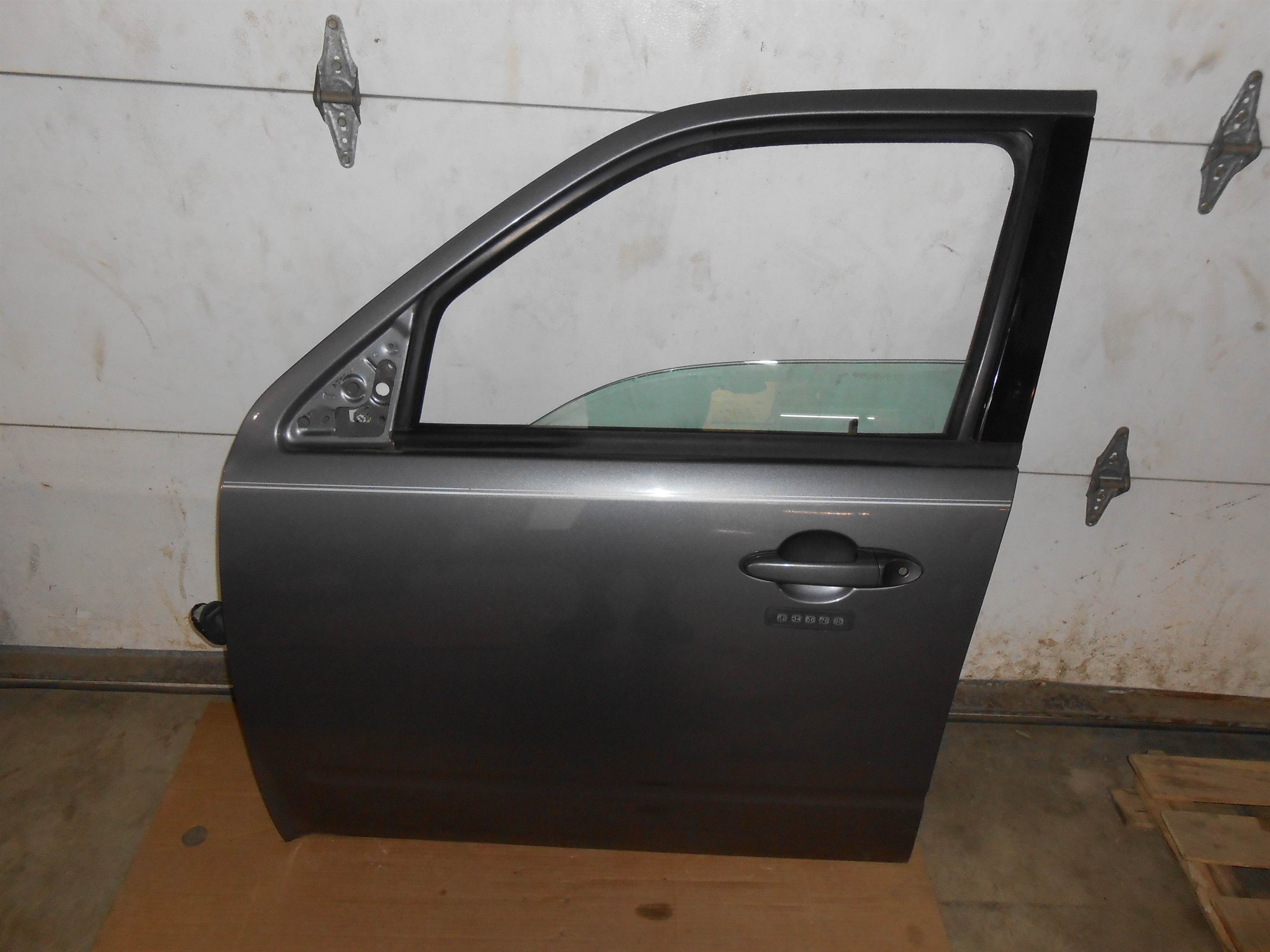 Used 2010 MERCURY MARINER FRONT LH LEFT DRIVER SIDE DOOR Paint Code UJ Sterling Gray for sale small view front thumbnail