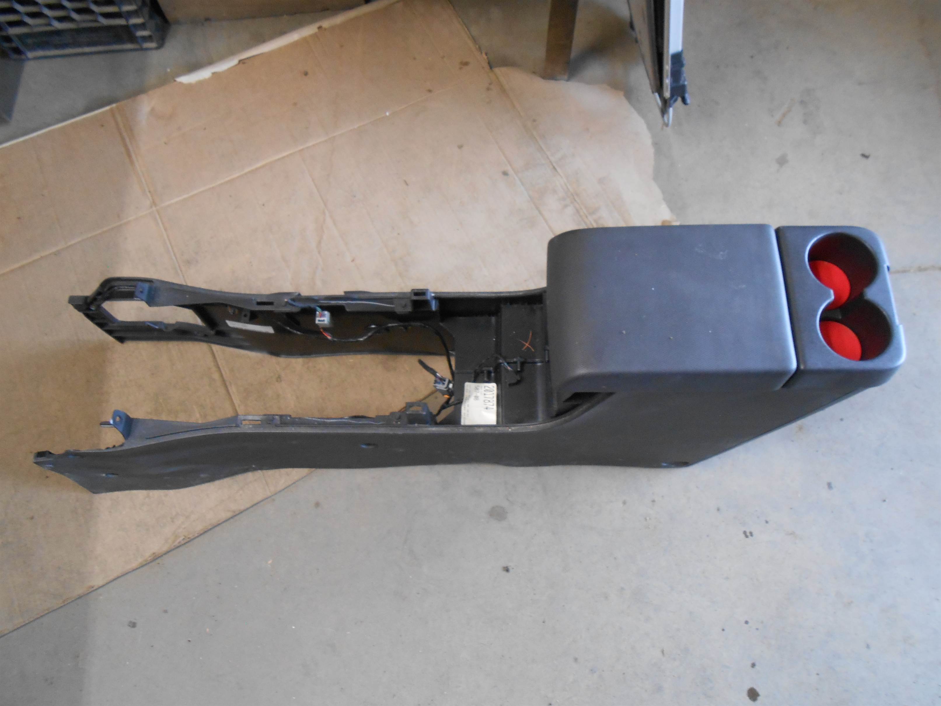 Used 2010 MERCURY MARINER CENTER CONSOLE ARM REST CUP HOLDERS for sale small view front thumbnail