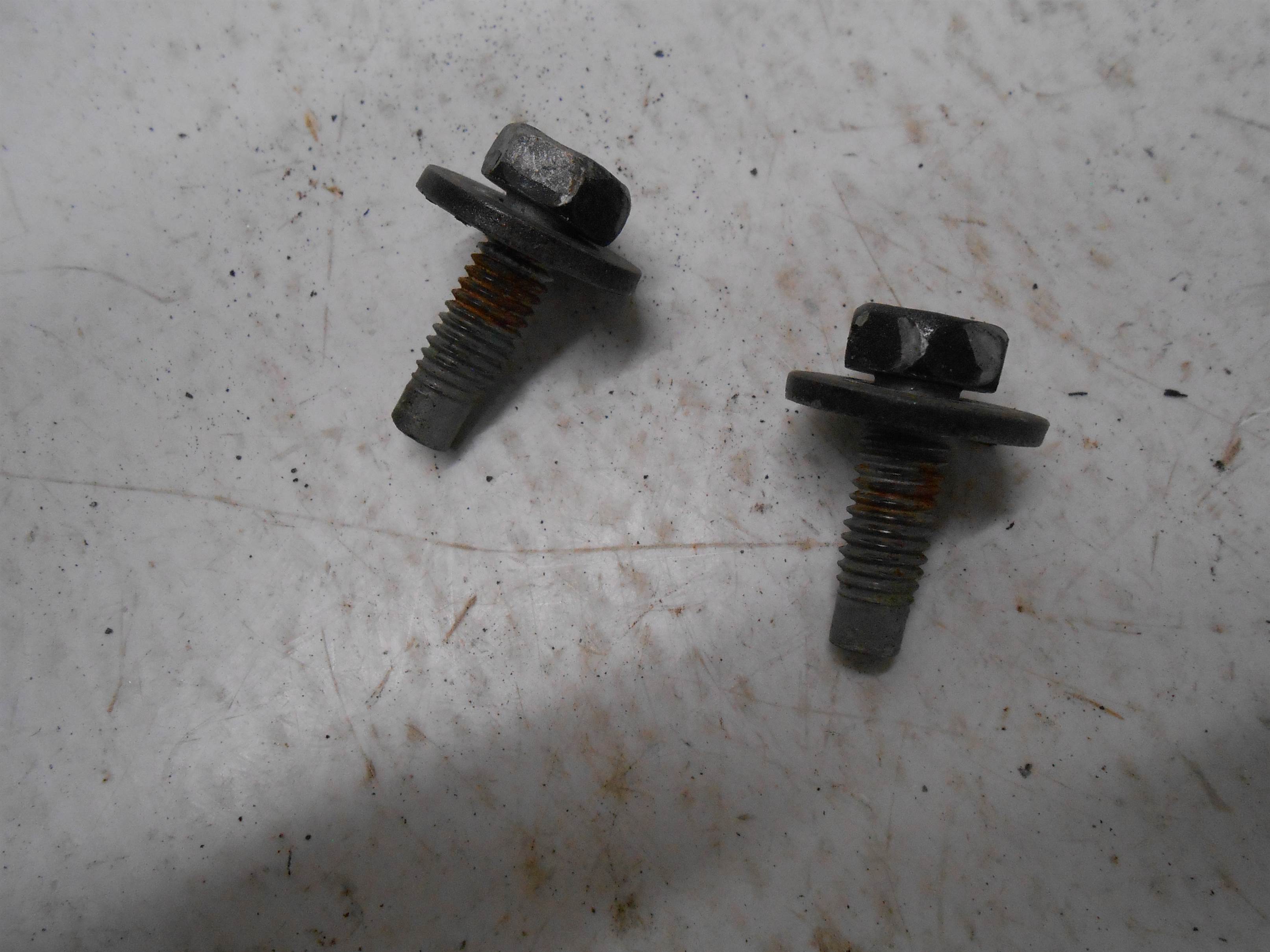 Used 2010 MERCURY MARINER HOOD BOLTS RH OR LH for sale small view front thumbnail