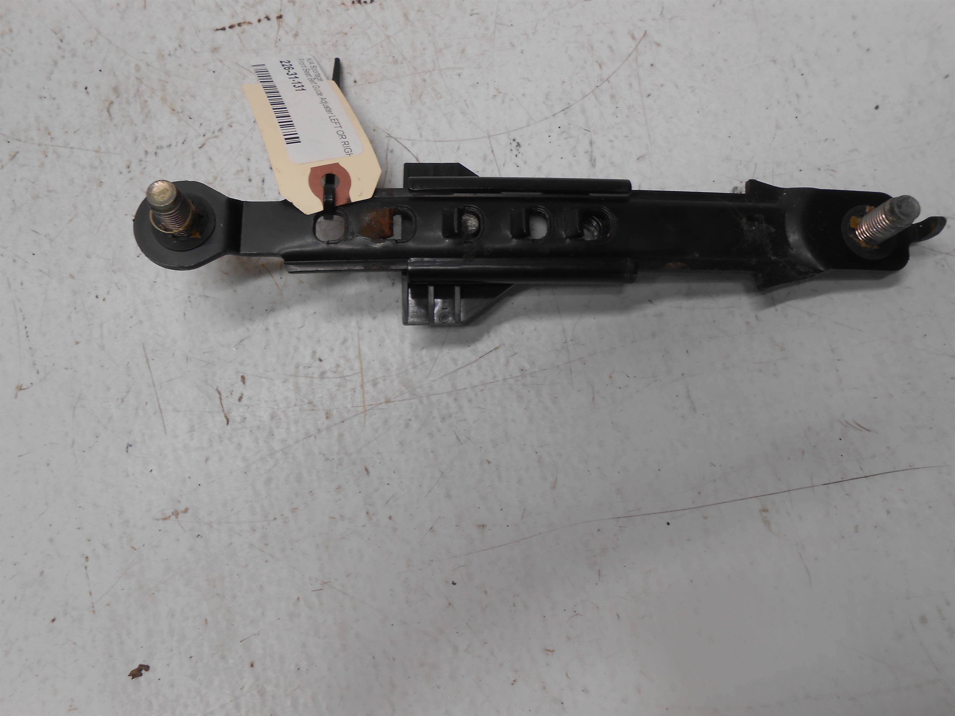 Used 2005 KIA SPORTAGE Front Seat Belt Guide Adjuster LEFT OR RIGHT for sale small view front thumbnail