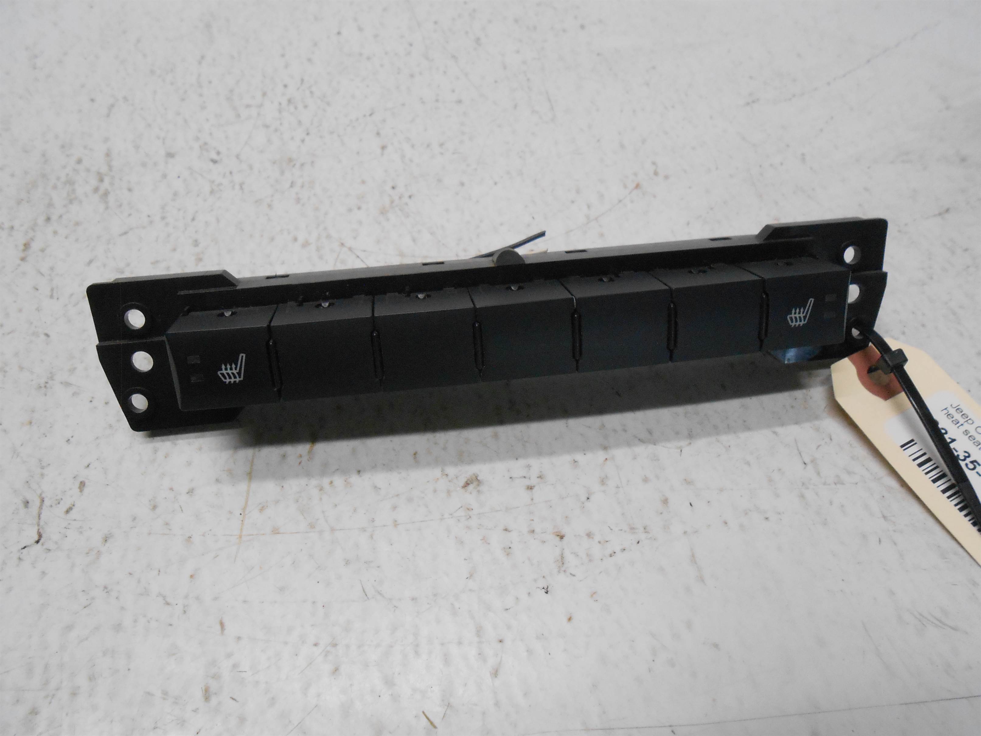 Used 2008-2010 Jeep Commaner Heat Seat Warmer P04602840AC for sale small view front thumbnail
