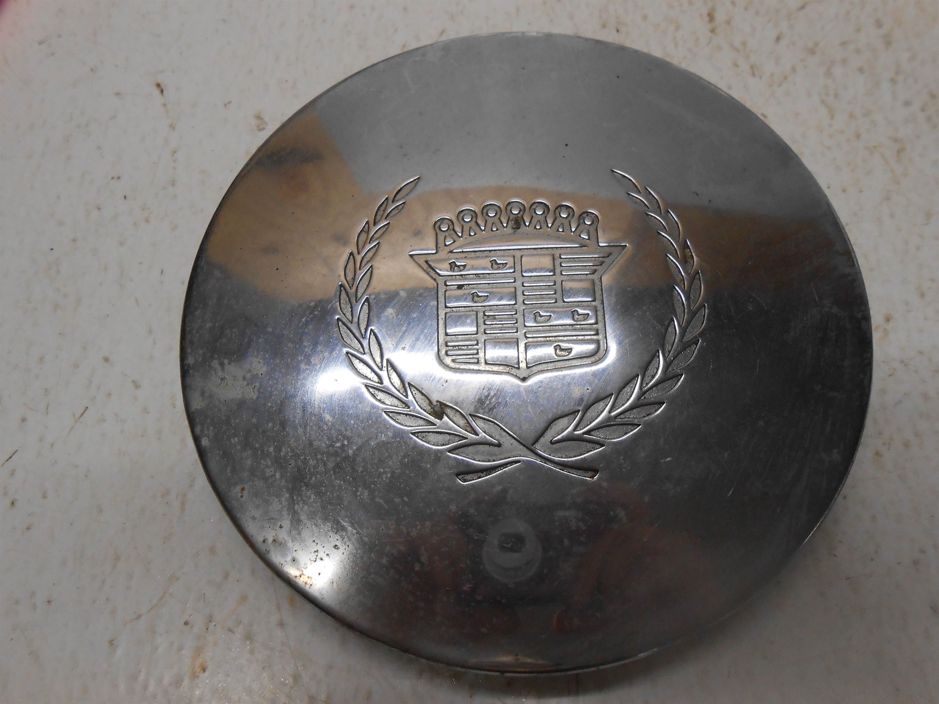 Used 95-02 Cadillac Seville Deville Eldorado OEM chrome Center Cap for sale small view front thumbnail