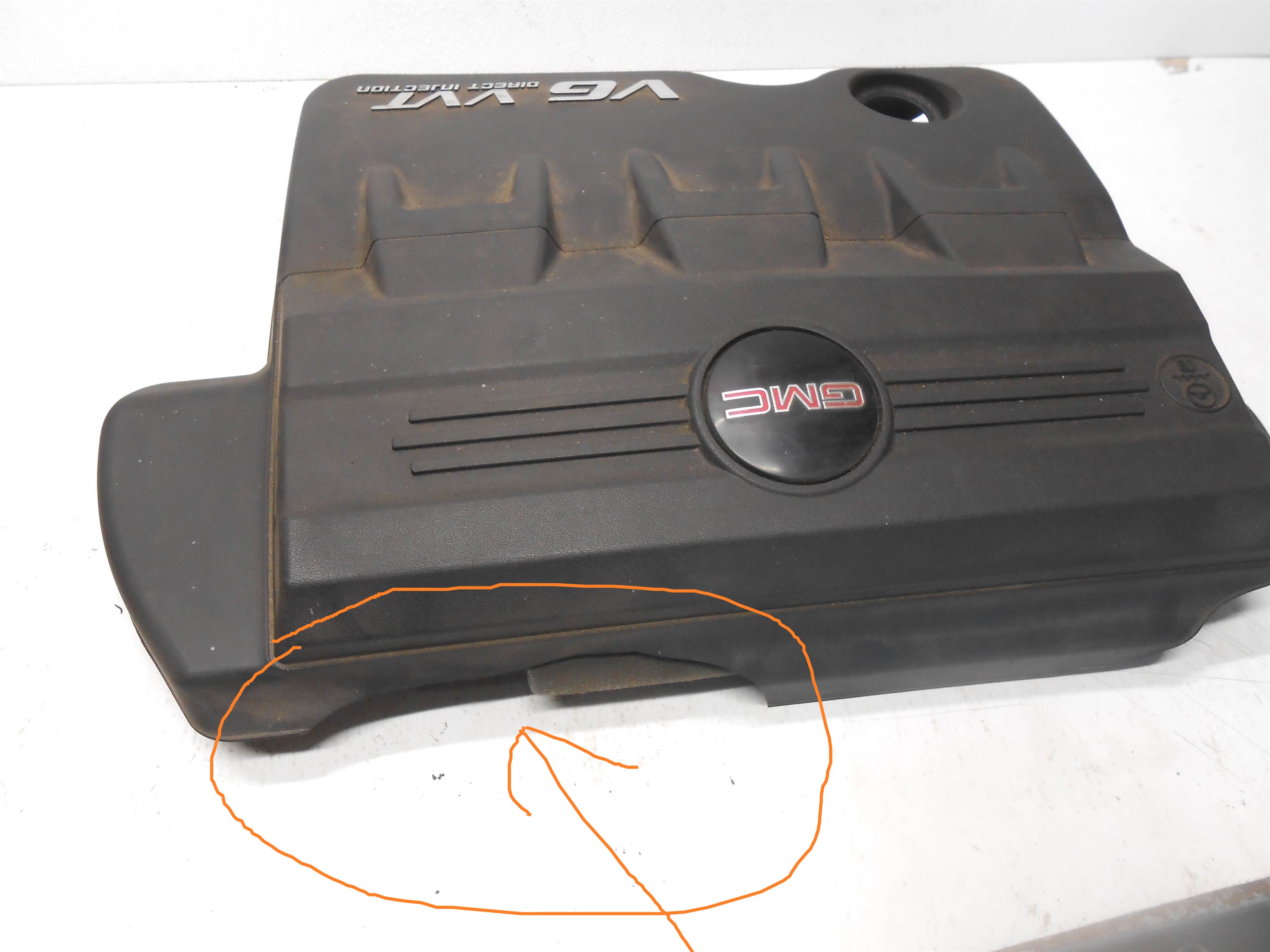 Used 2010-2012 GMC Engine Motor Beauty Dust Cover OEM 12630565 Missing Side for sale small view front thumbnail