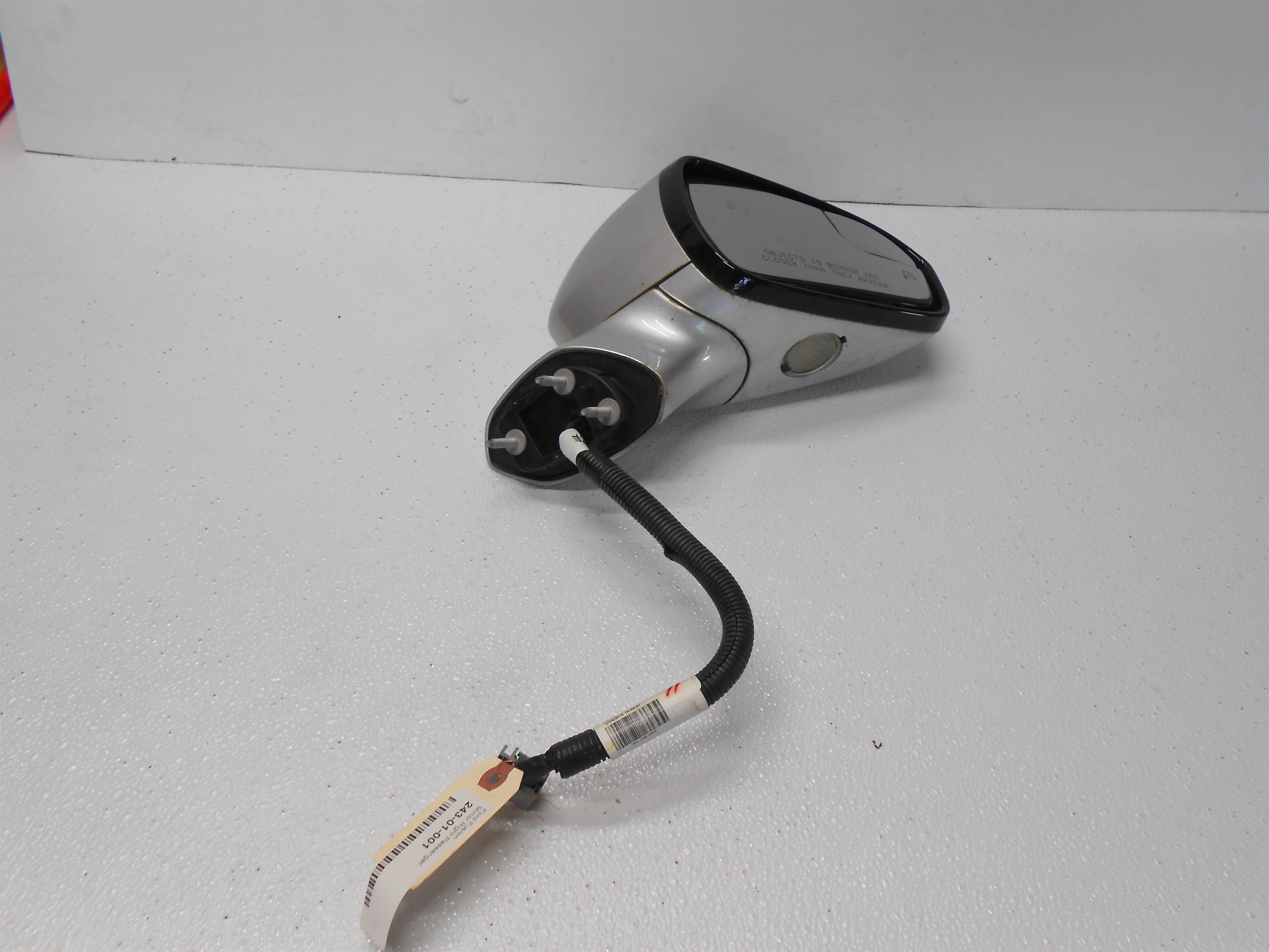 Used 2014 Ford Fusion Mirror Right Passenger Puddle Lamp Heated for sale small view front thumbnail