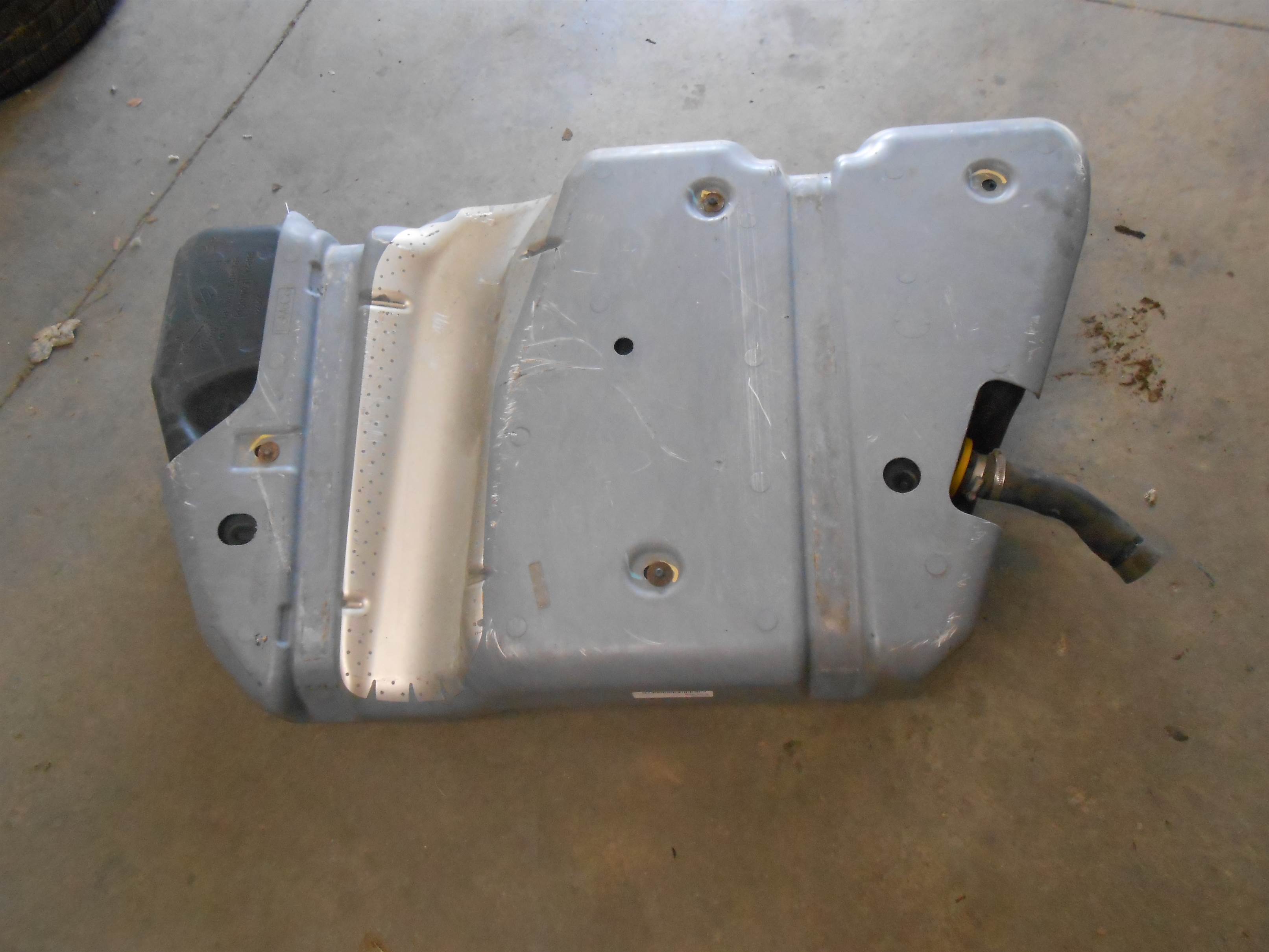 Used 2014 Ford Fusion Gas Tank Fuel Tank for sale small view front thumbnail